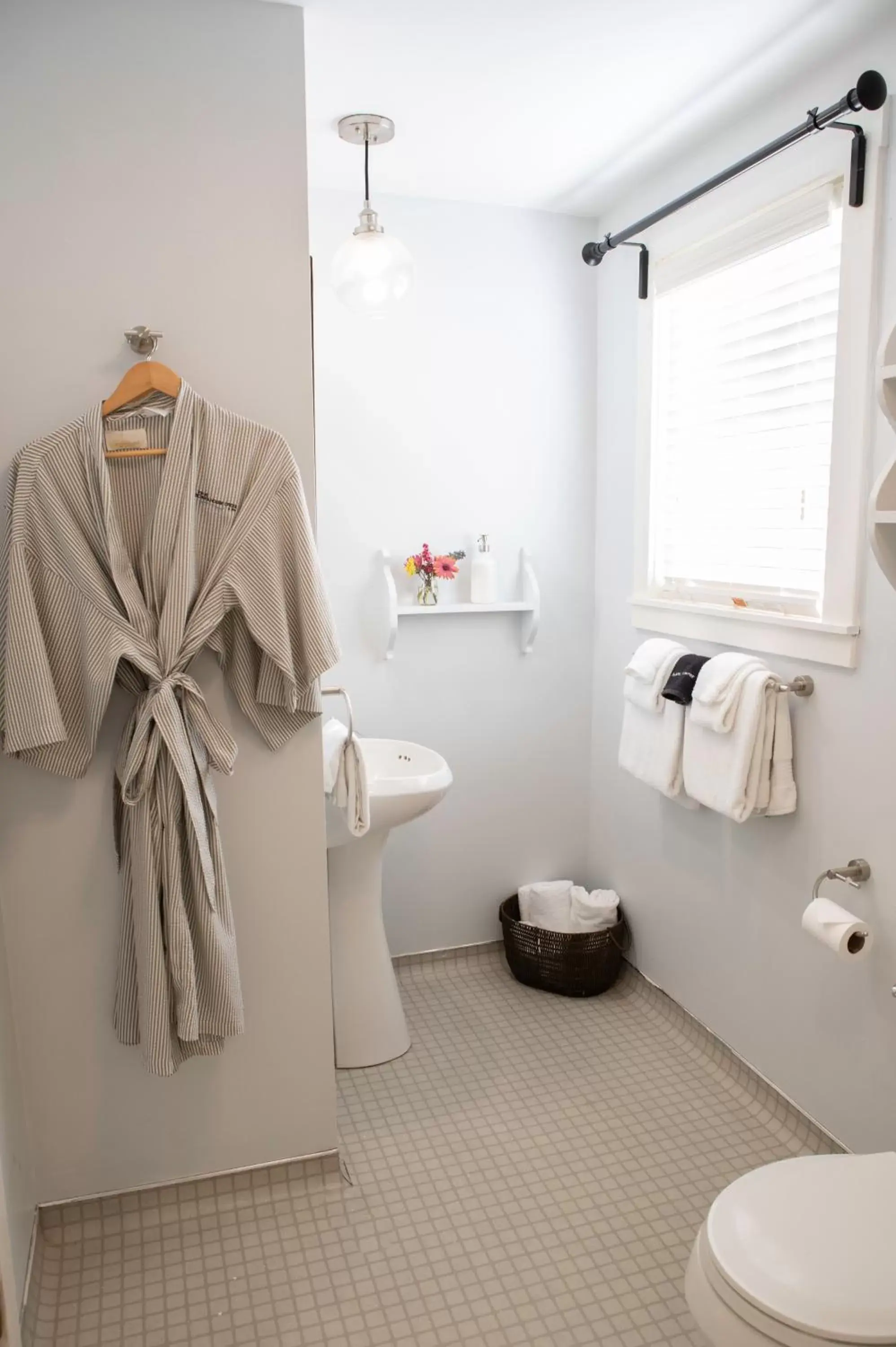 Bathroom in Inn at Schoolhouse Creek