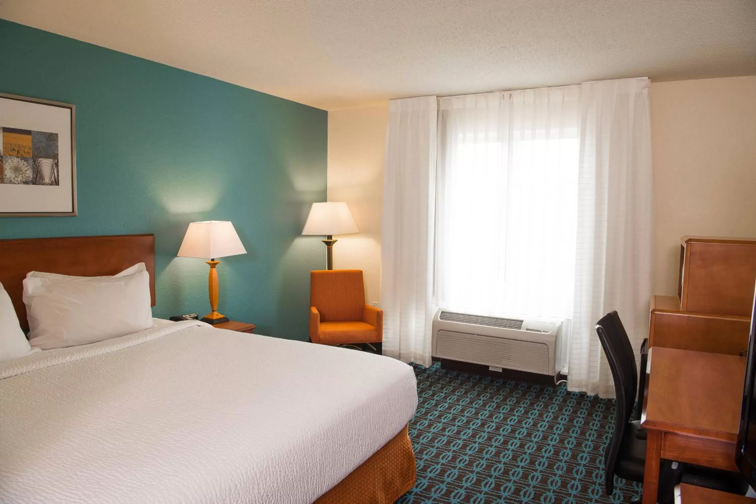 Photo of the whole room, Bed in Fairfield Inn & Suites Rapid City