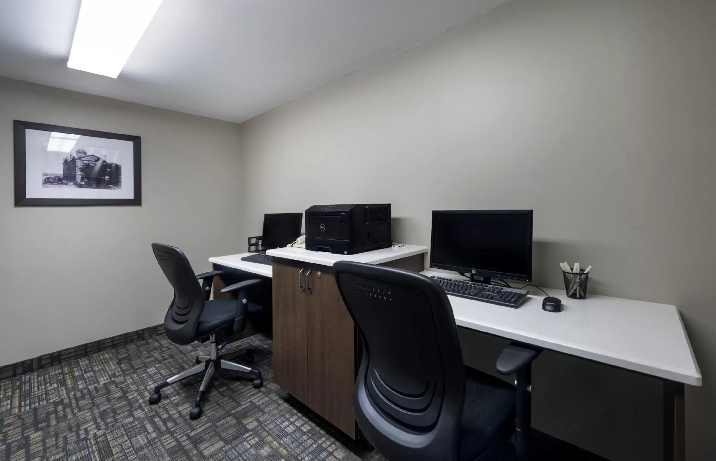 Business facilities, Business Area/Conference Room in Chateau Bedford Trademark Collection by Wyndham