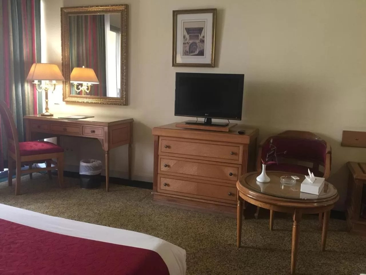 Swimming pool, Bed in Amarante Pyramids Hotel