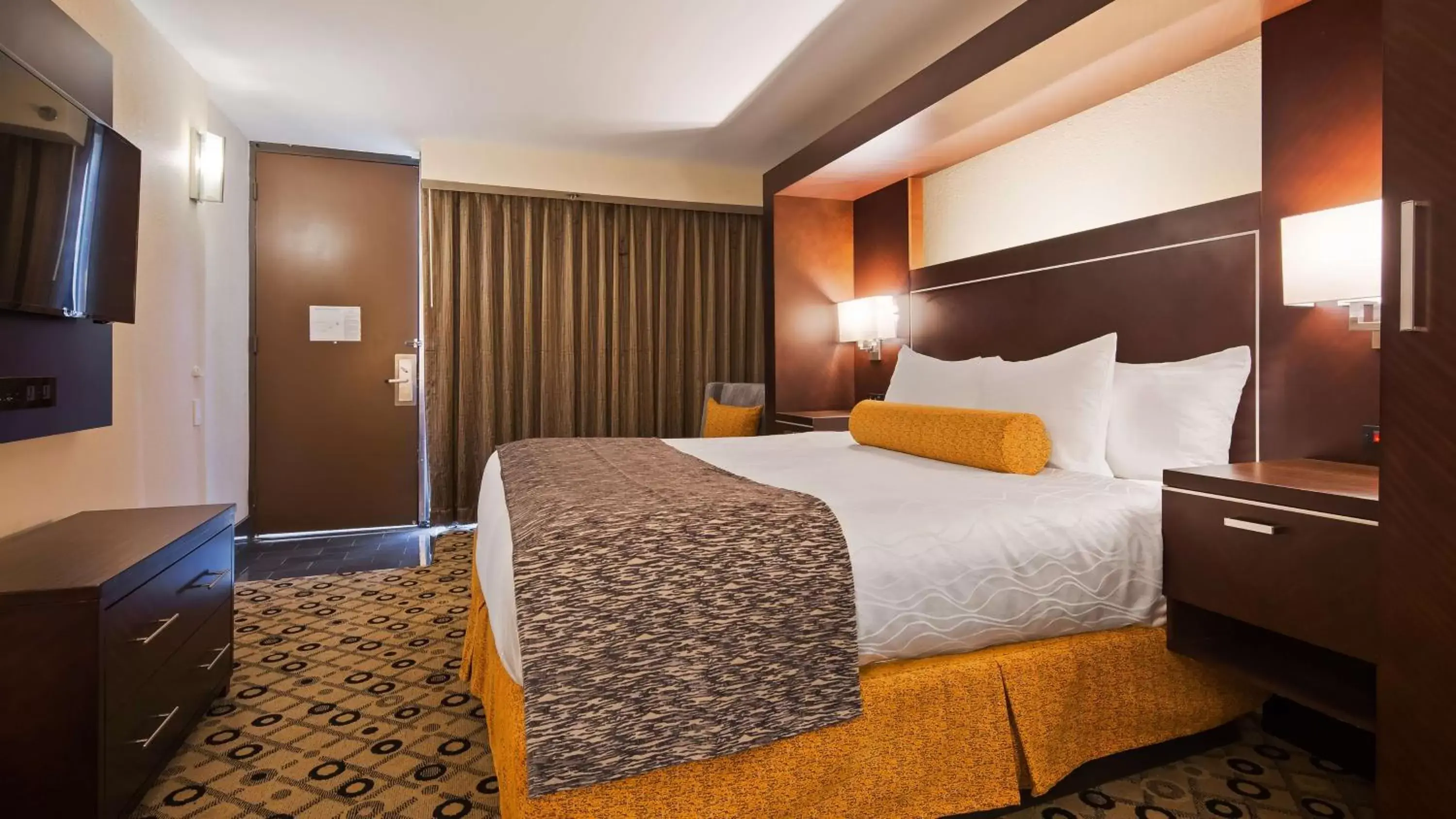 Bedroom, Bed in Radisson Hotel Southfield-Detroit