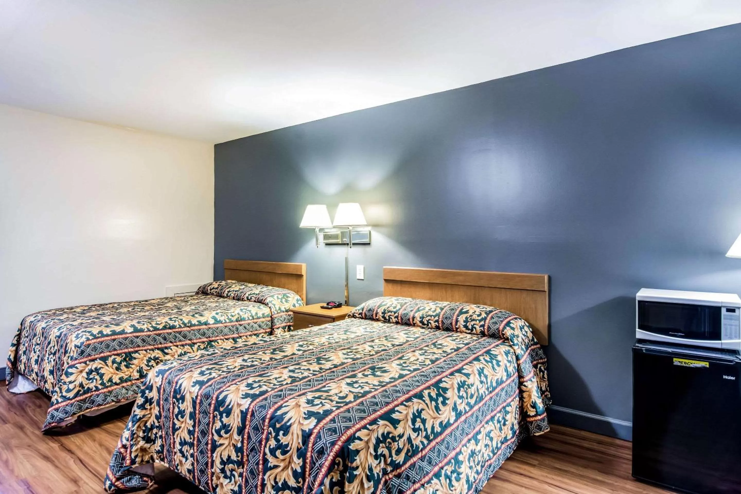 Bedroom, Bed in Brentwood Inn Richmond South