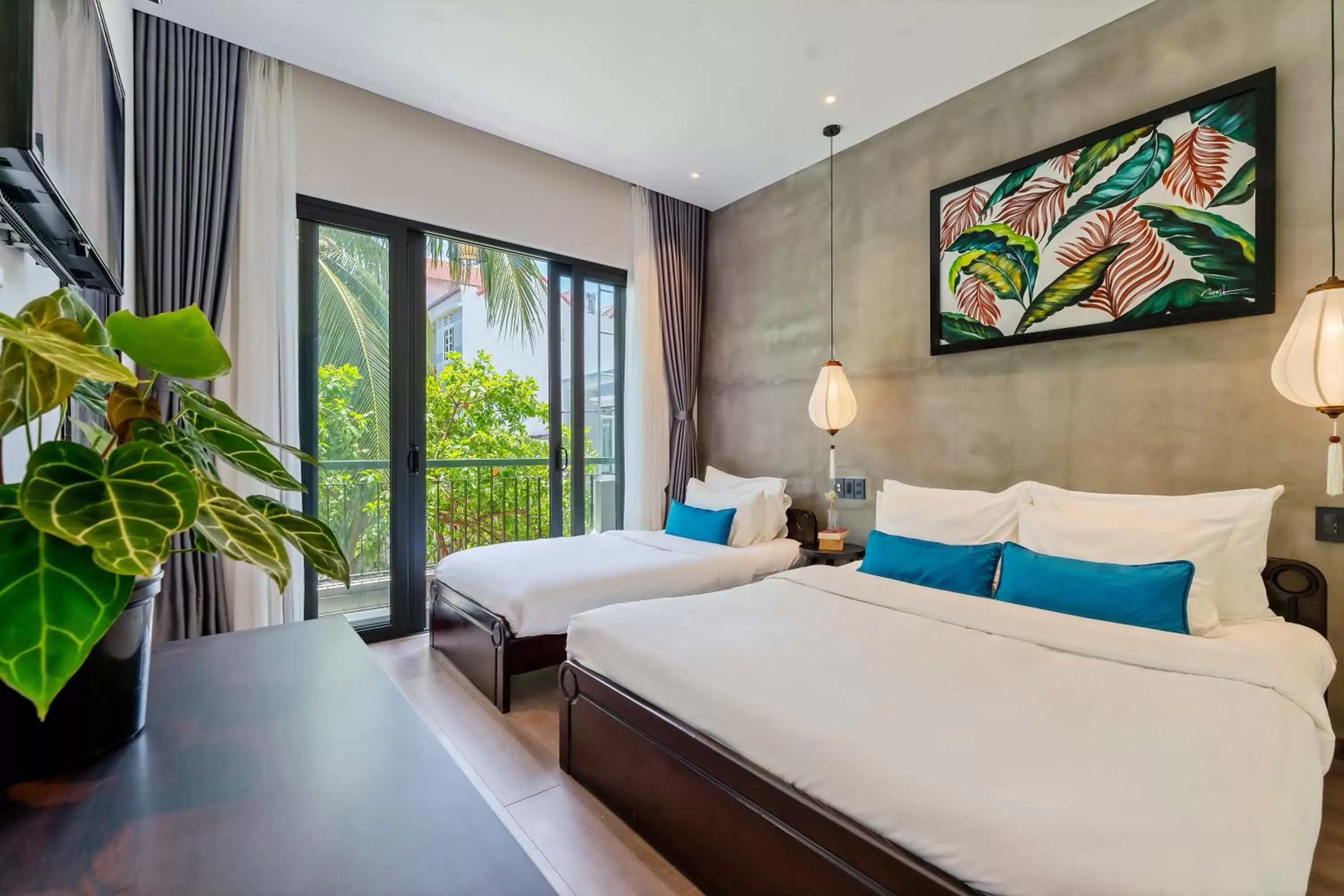 Triple Room with Garden View in Lacasa Old Town Villa Triple Room with Garden View in Lacasa Old Town Villa