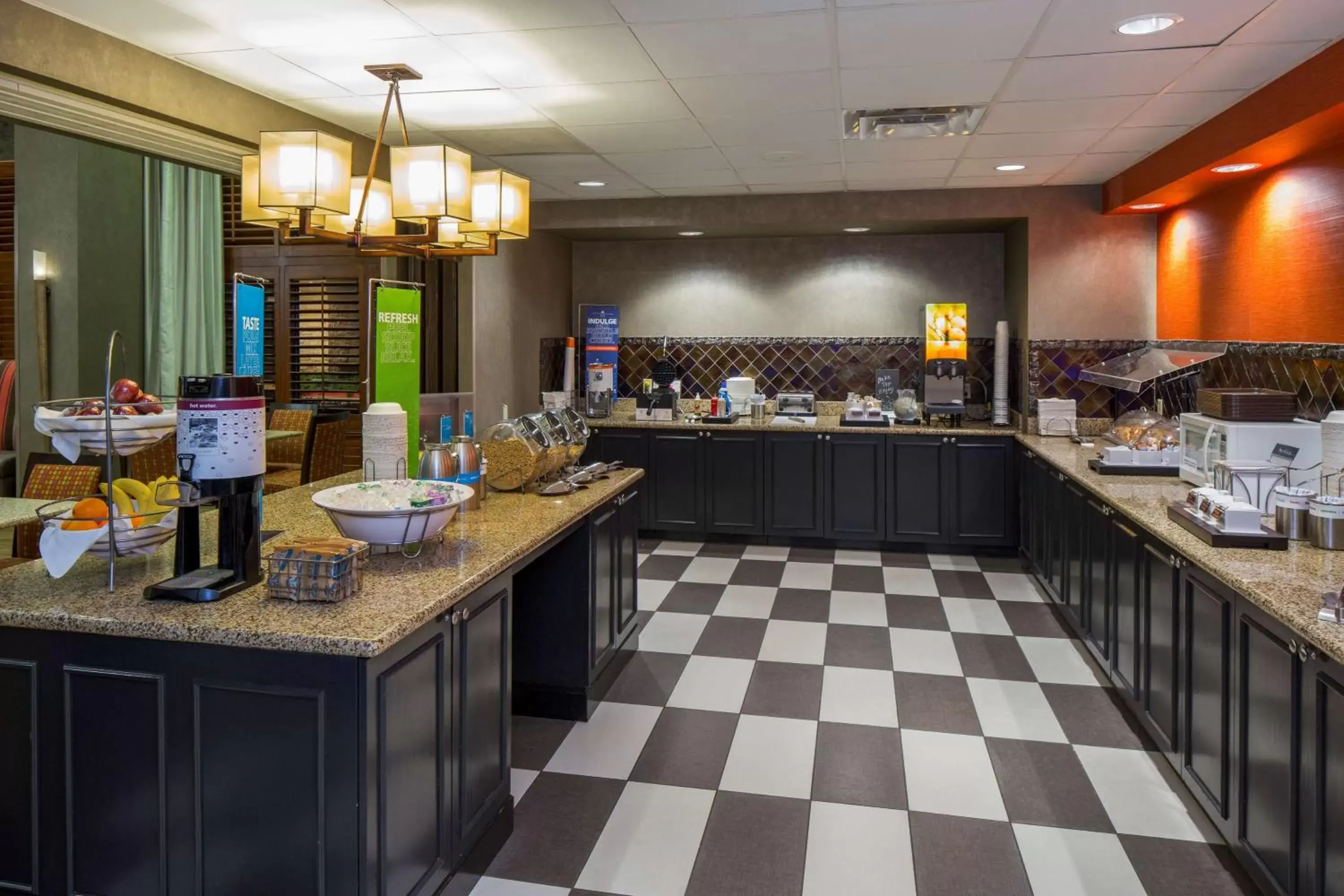 Dining area, Restaurant/Places to Eat in Hampton Inn & Suites Austin Cedar Park-Lakeline
