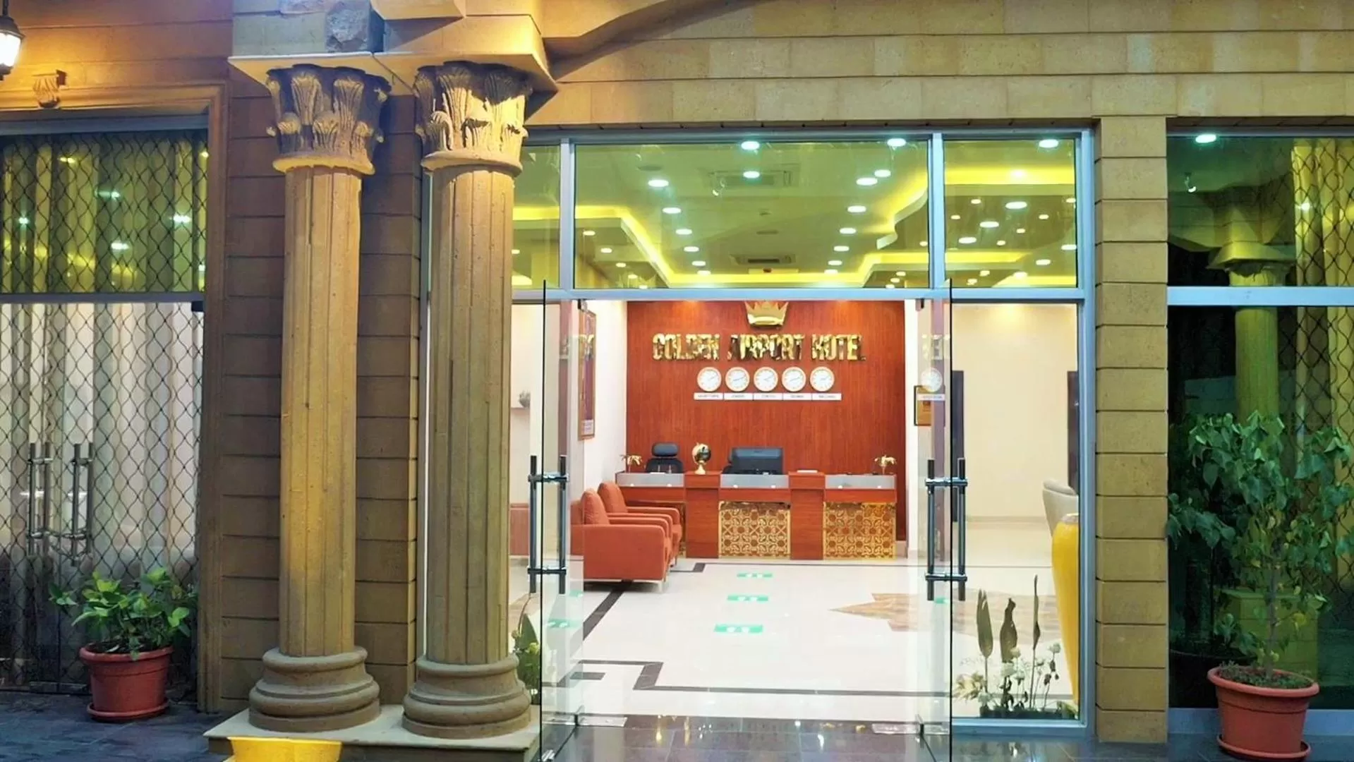 Facade/entrance in Golden Airport Hotel