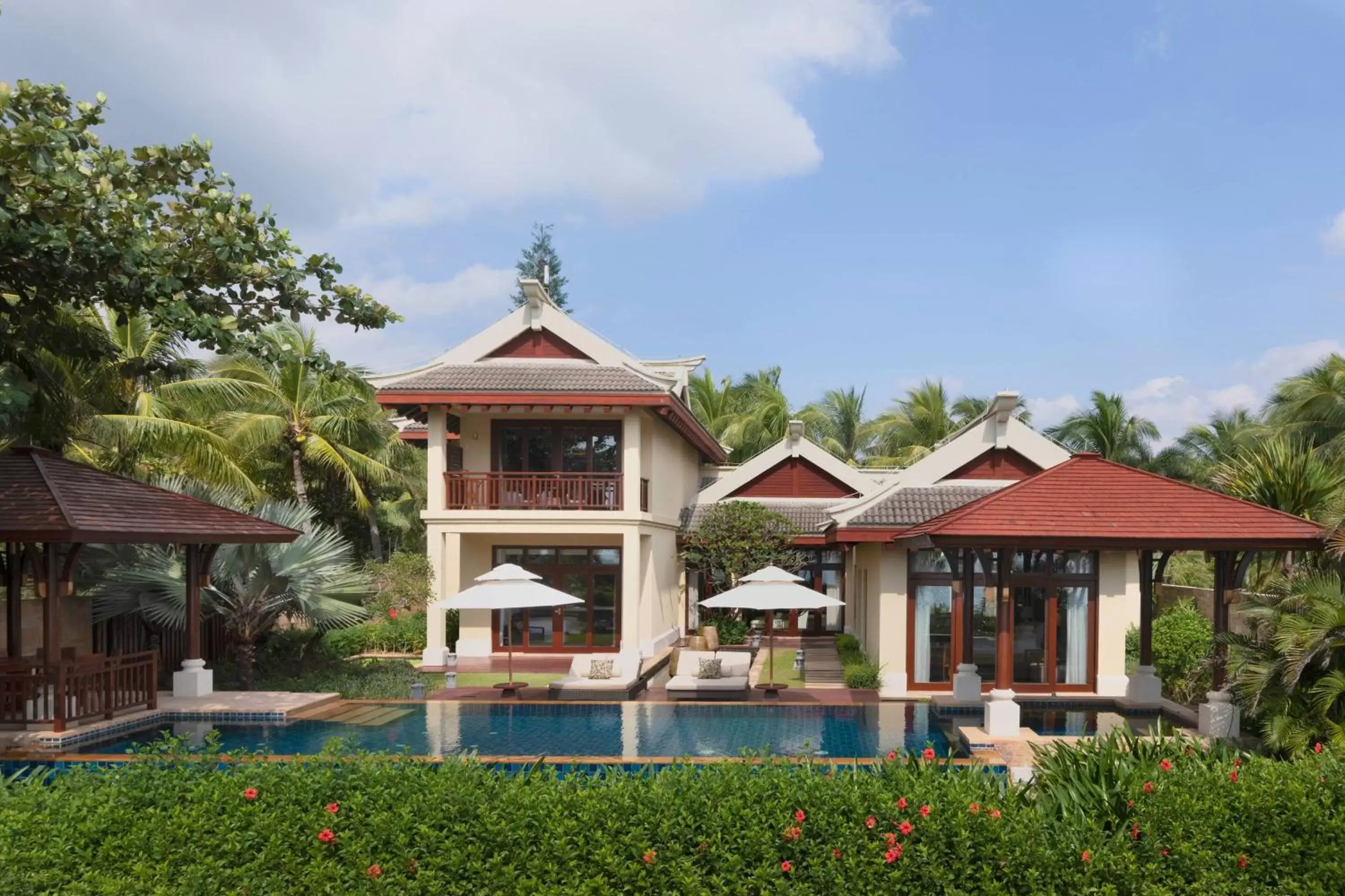 Bedroom, Swimming Pool in The Ritz-Carlton Sanya, Yalong Bay