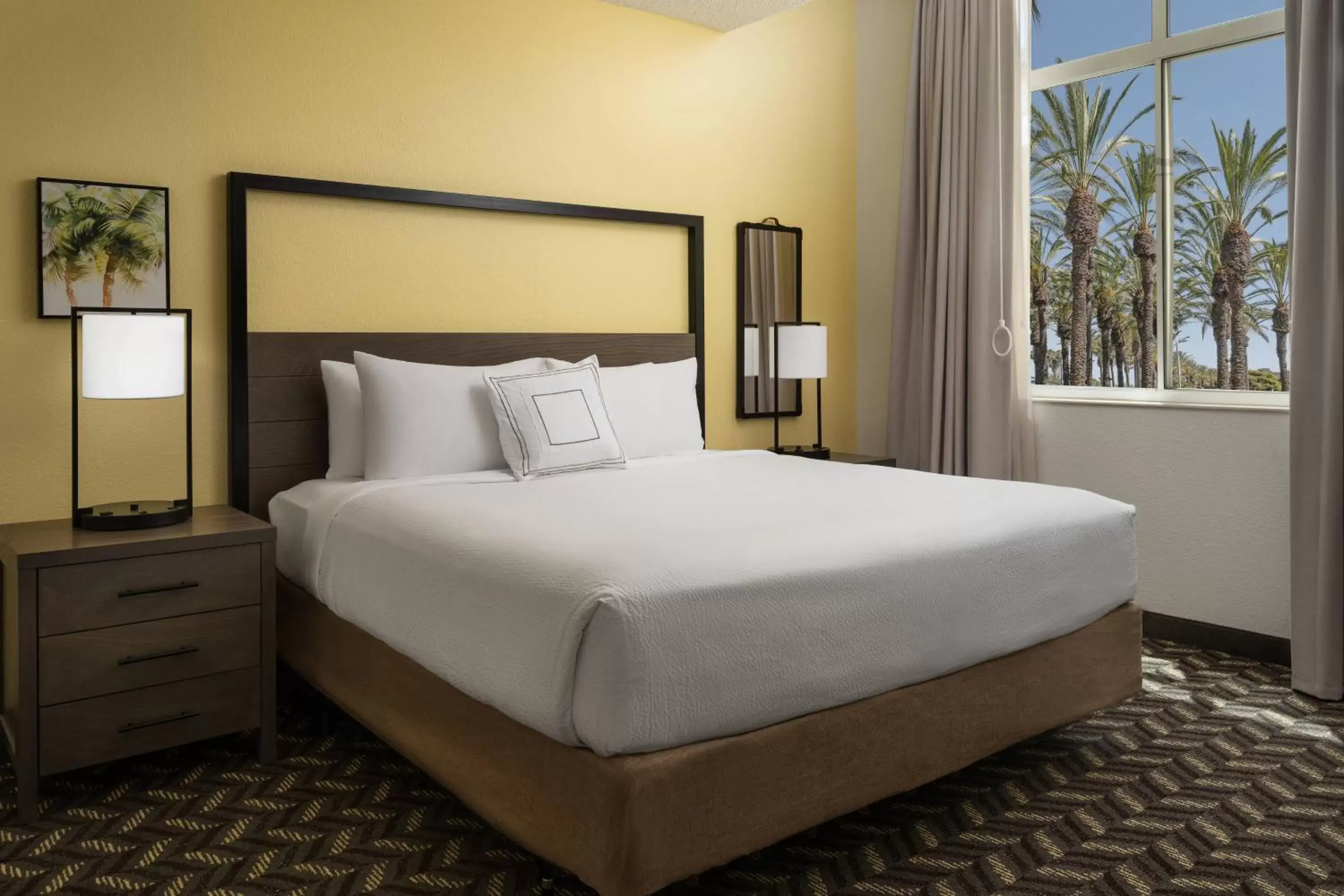 Bedroom, Bed in Residence Inn by Marriott Anaheim Resort Area/Garden Grove