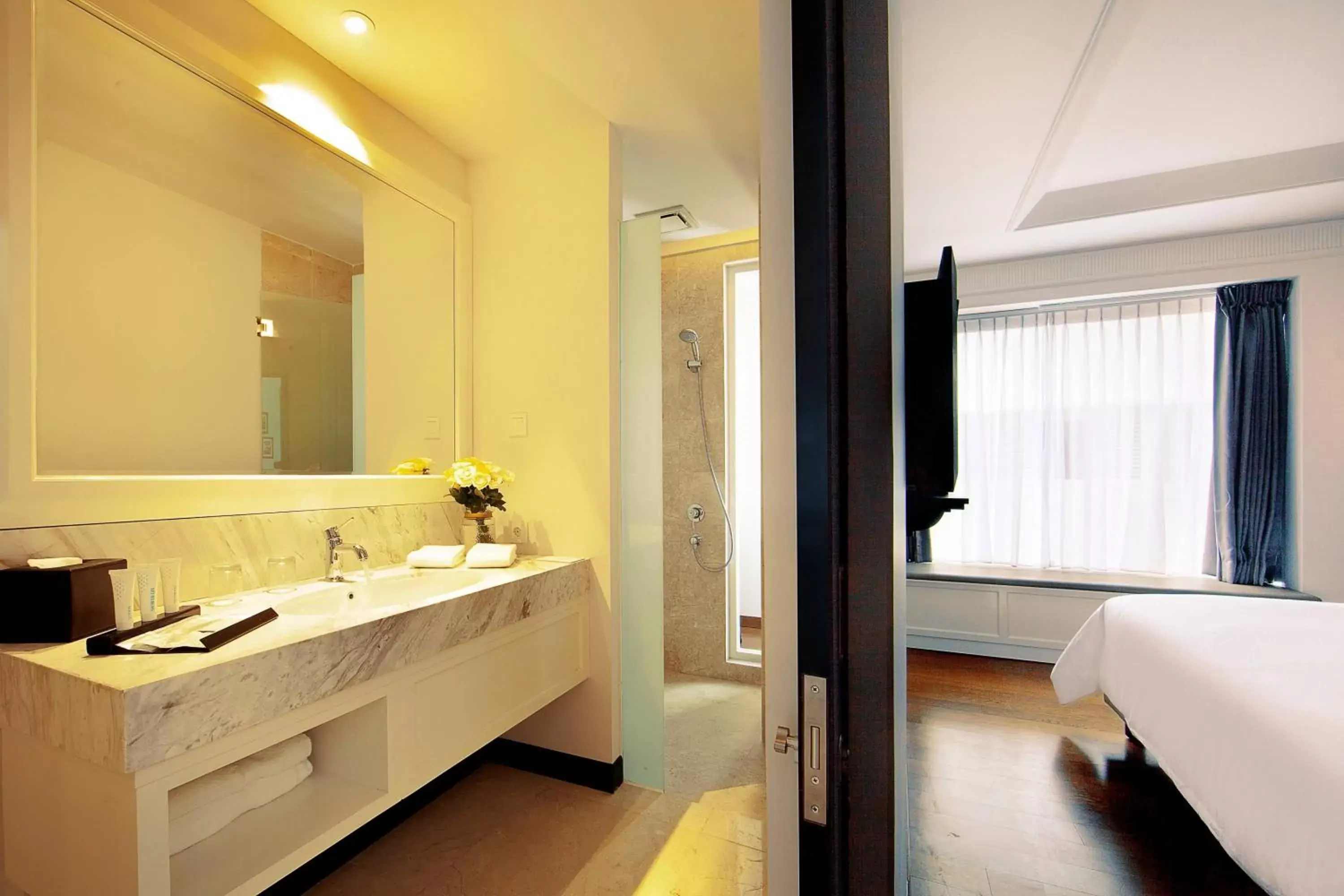 Bedroom, Bathroom in De Paviljoen Bandung