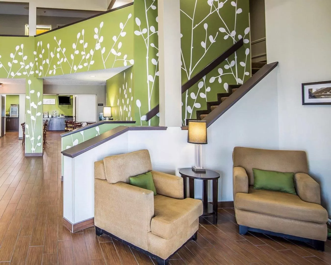 Seating area in Sleep Inn South Joplin