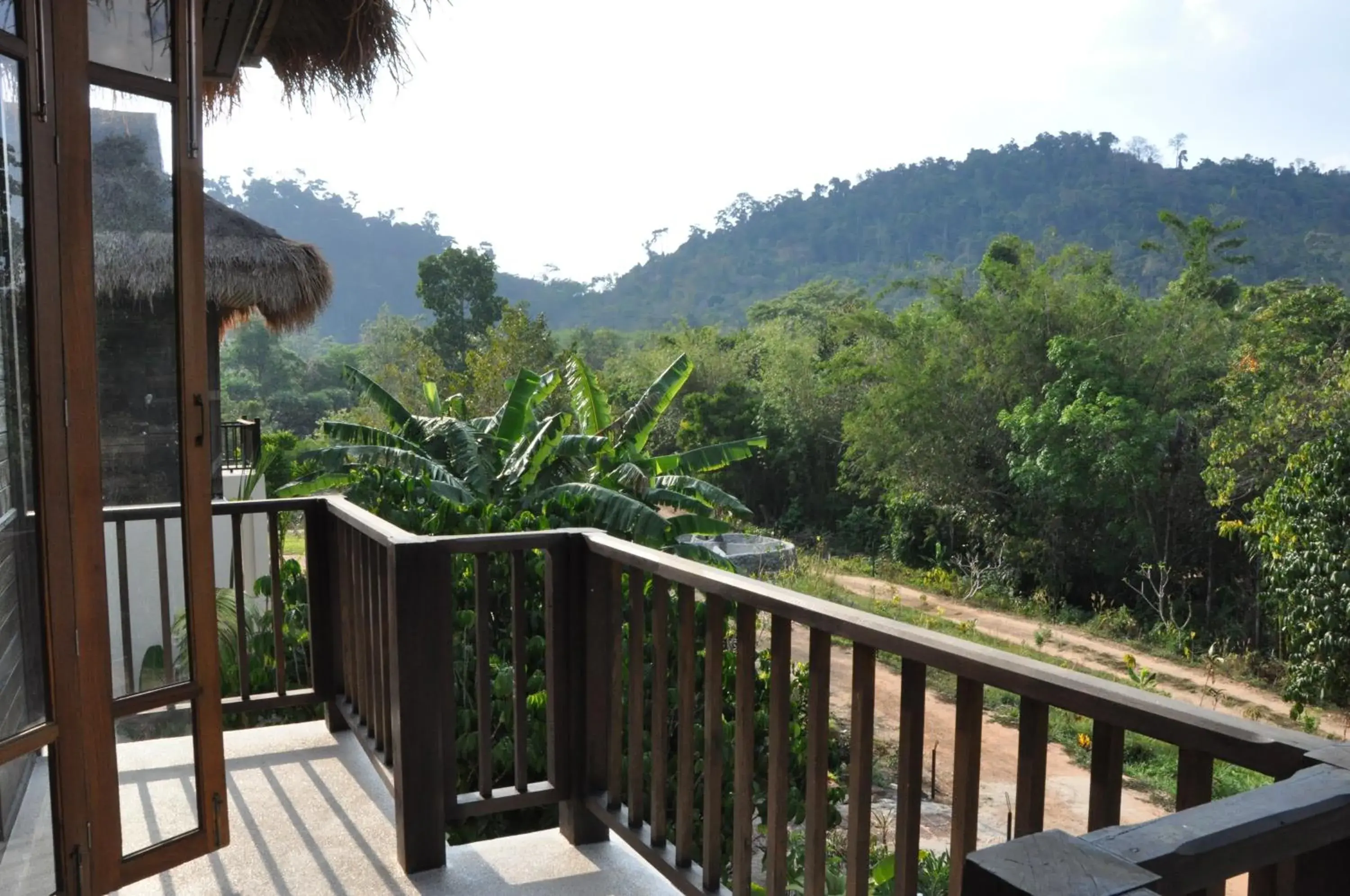 Balcony/Terrace, Mountain View in Wareerak Hot Spring & Wellness- SHA Extra Plus