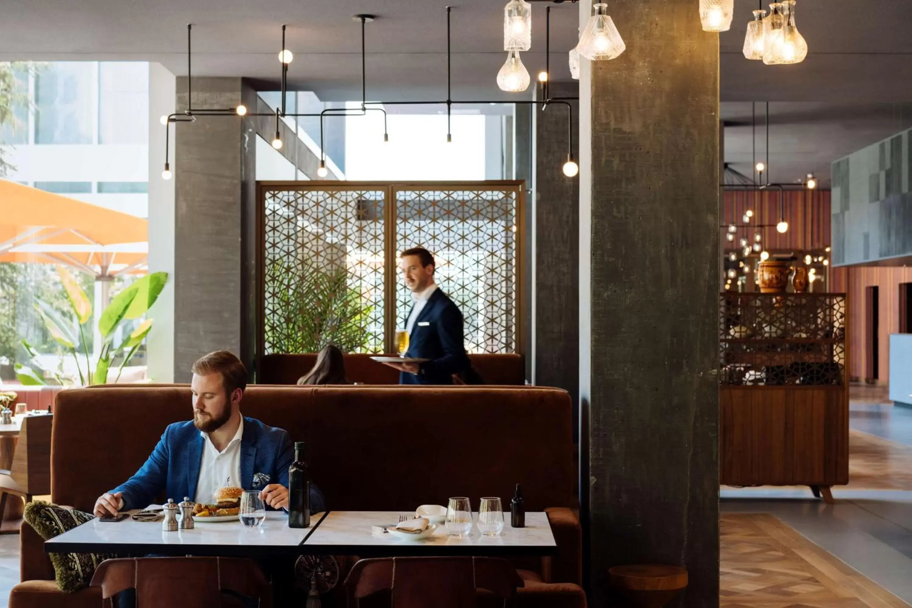 Restaurant/places to eat in Hyatt Regency Zurich Airport Circle Restaurant/places to eat in Hyatt Regency Zurich Airport Circle