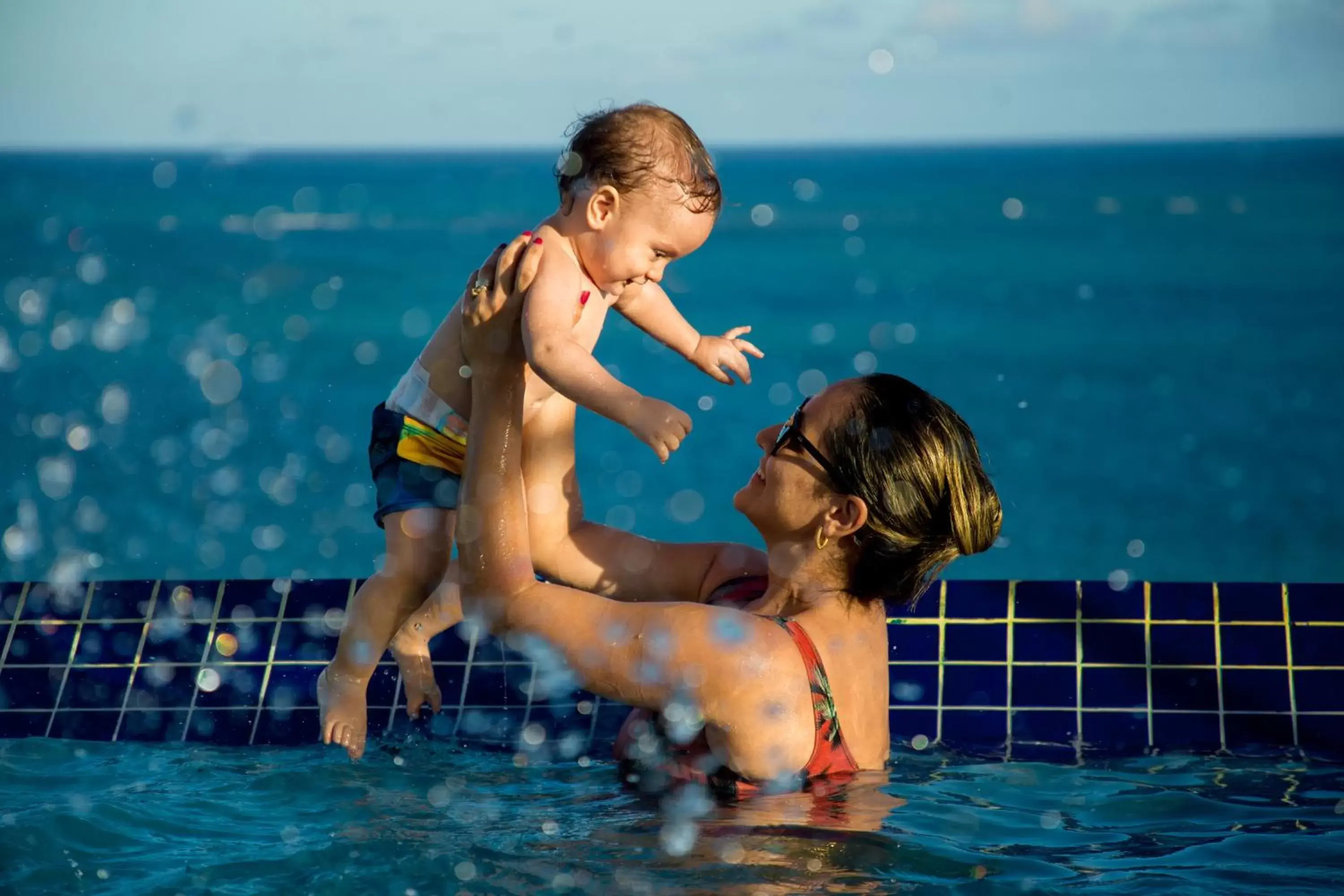 Pool view, Children in Vistamar Hotel