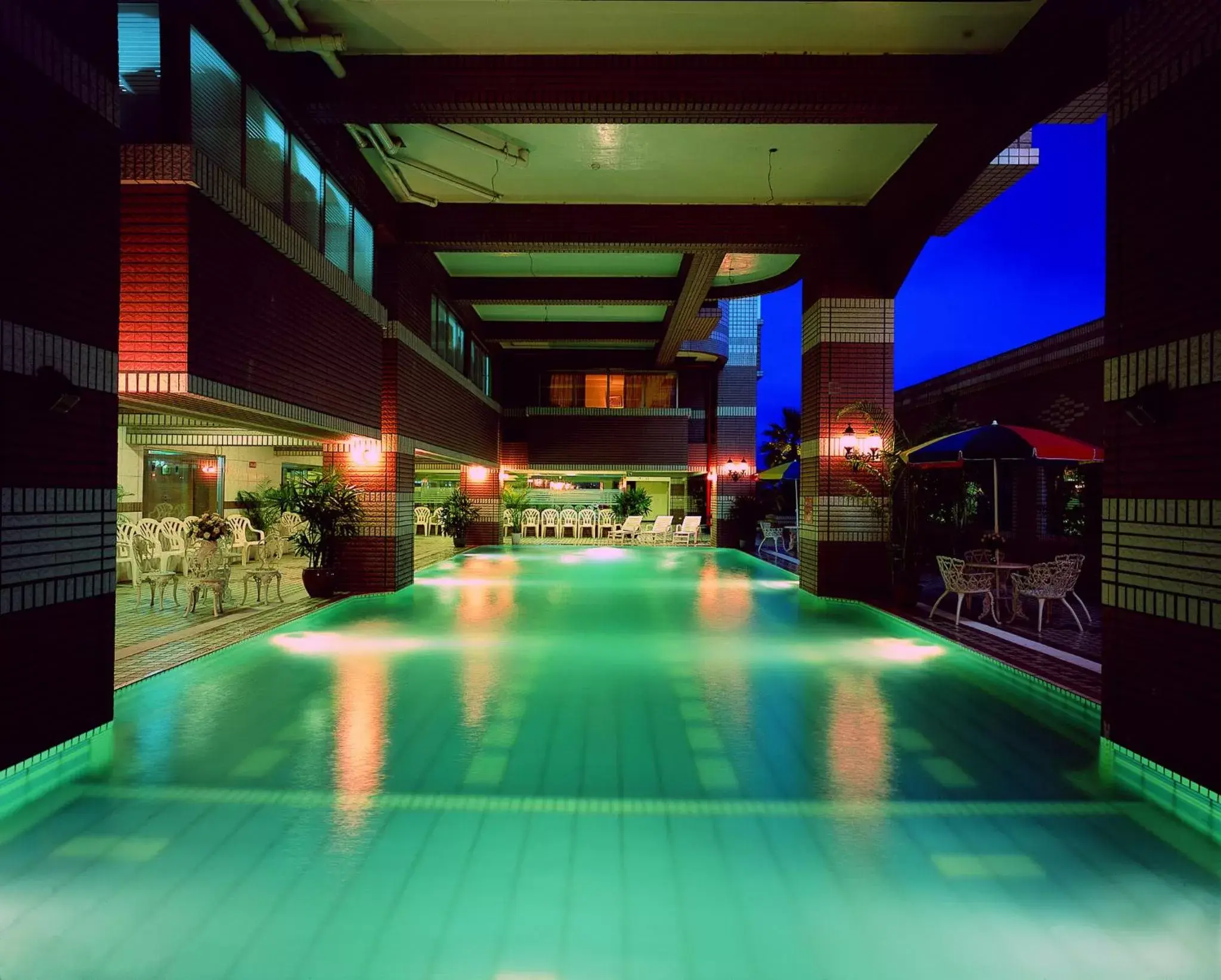 Public Bath, Swimming Pool in Cheng Pao Hotel
