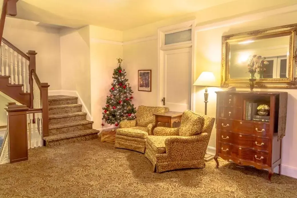 Area and facilities, Seating Area in Hassayampa Inn