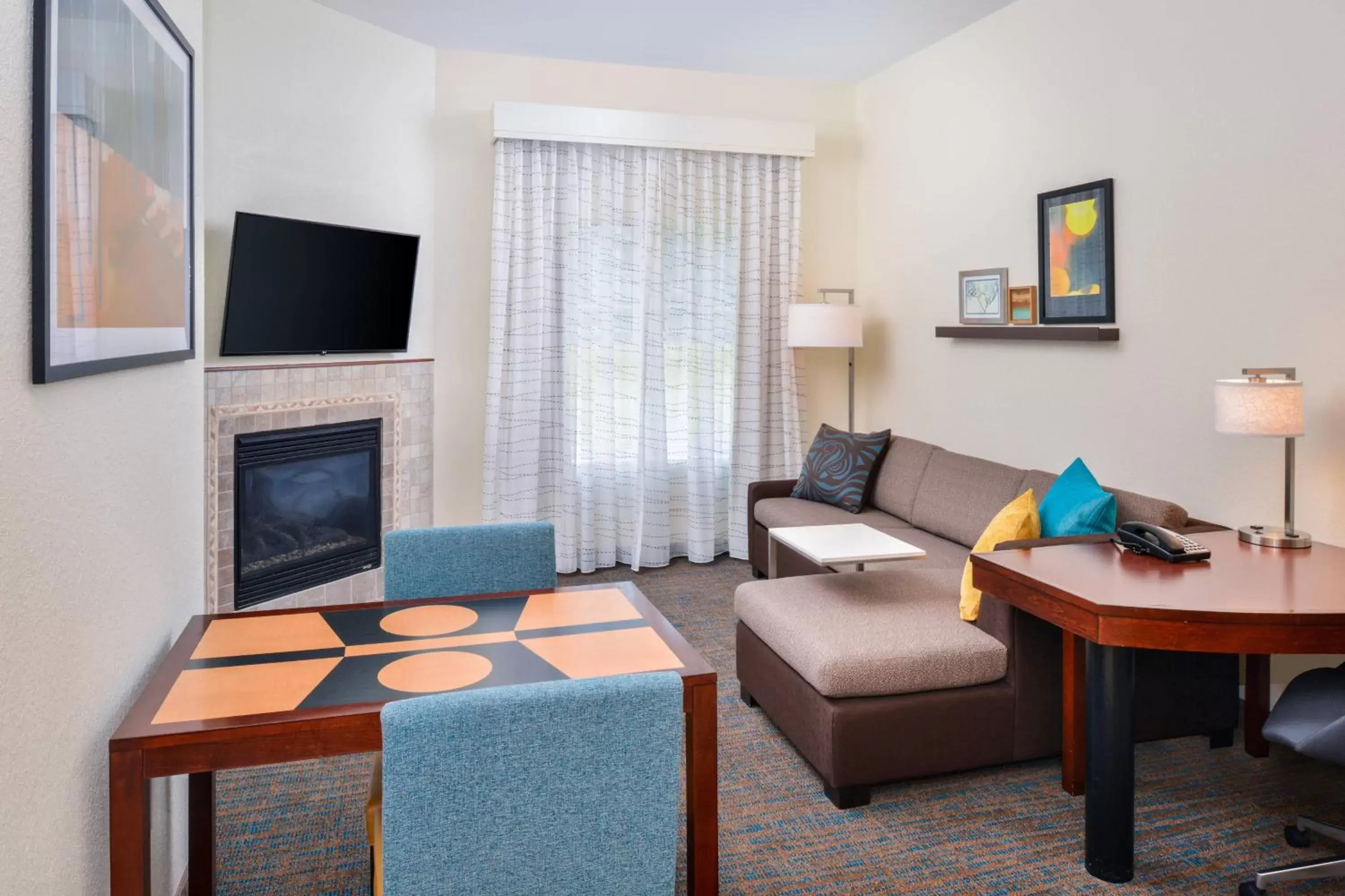 Living room, Seating Area in Residence Inn by Marriott Harrisonburg