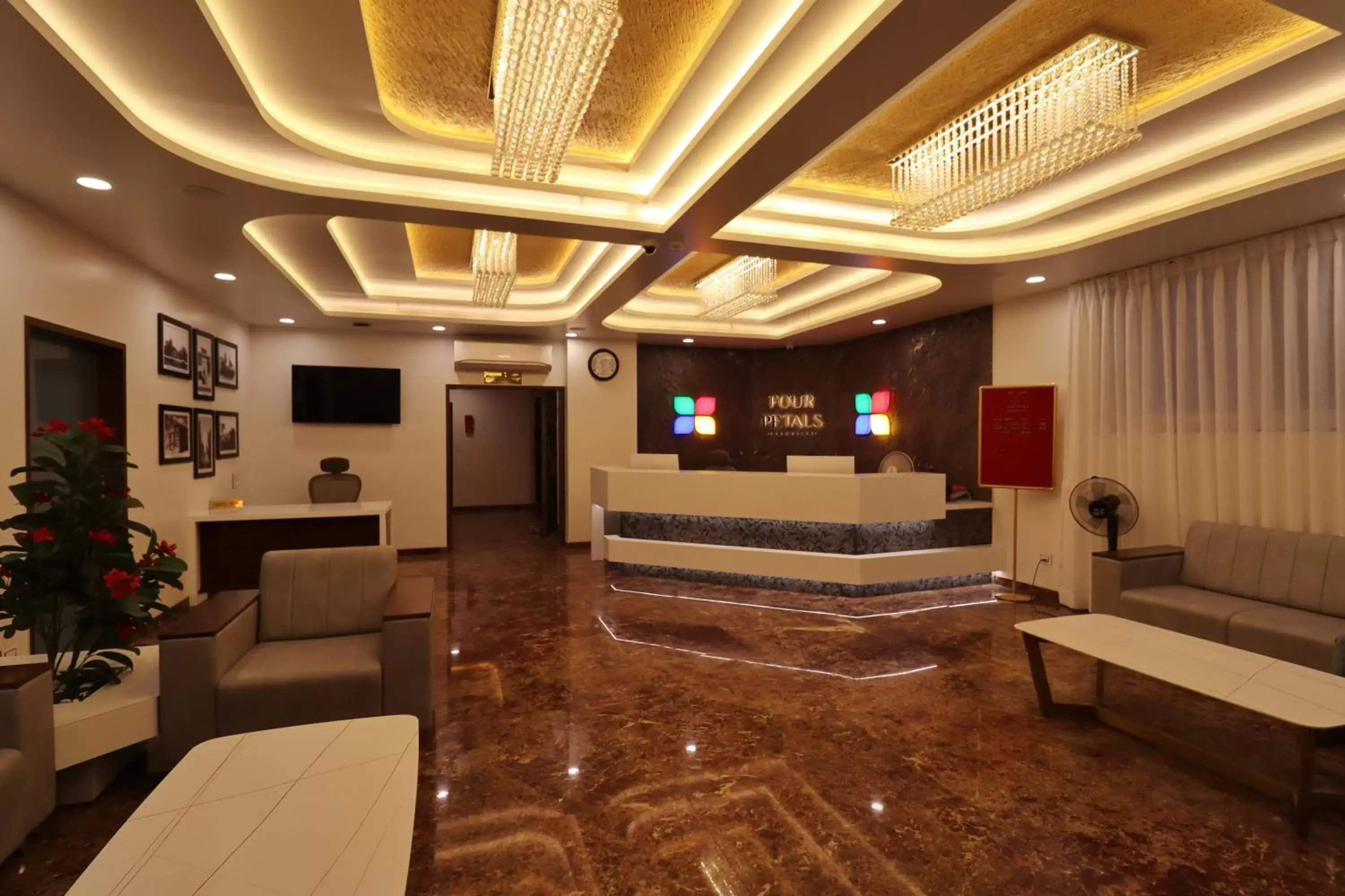 Lobby or reception in Four Petals Executive by LHMS Lobby or reception in Four Petals Executive by LHMS