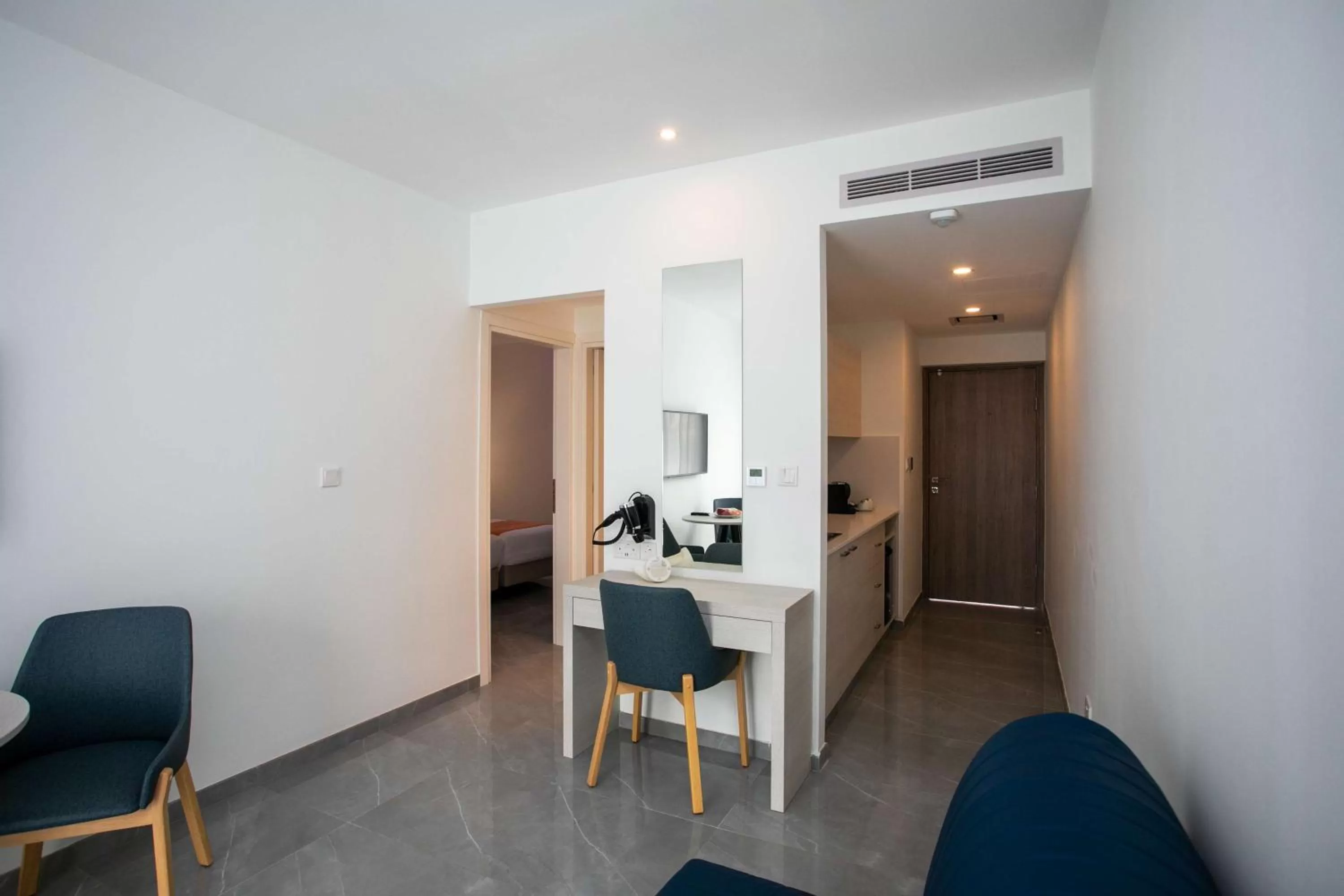 Kitchen or kitchenette in Best Western Plus Larco Hotel