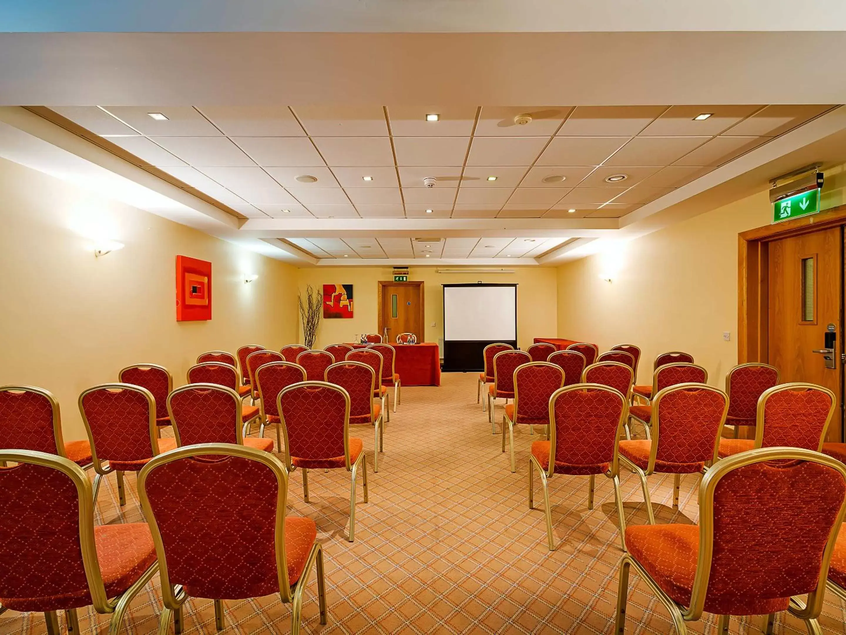 Meeting/conference room in Great National Ballykisteen Golf Hotel