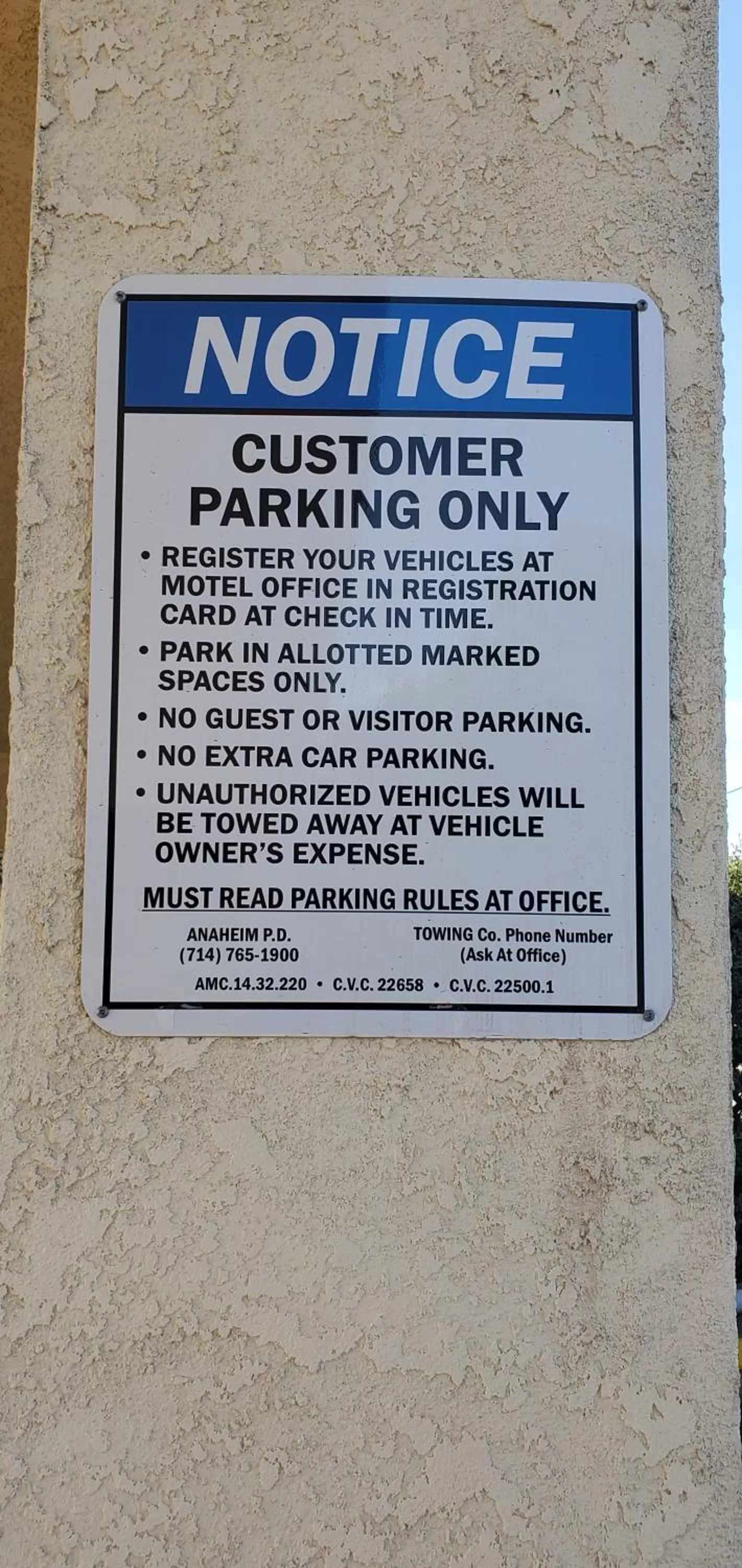 Logo/Certificate/Sign in Anaheim National Inn