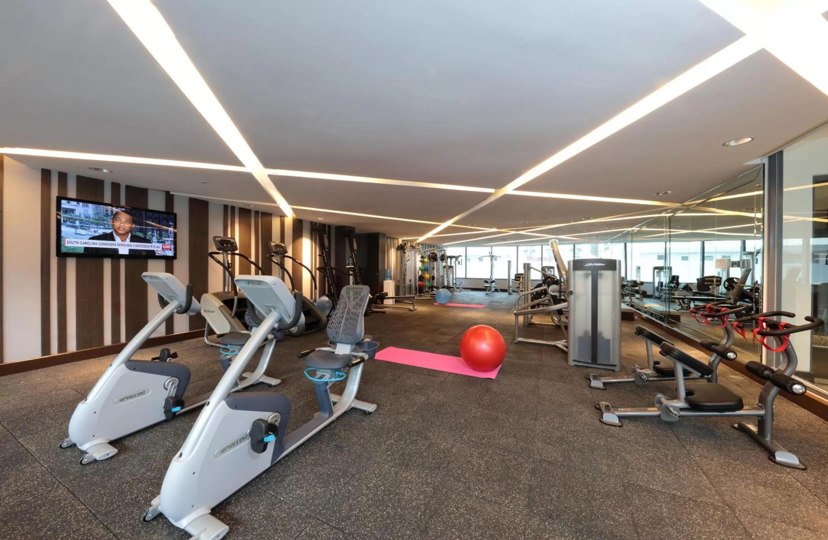Fitness centre/facilities in Makati Diamond Residences