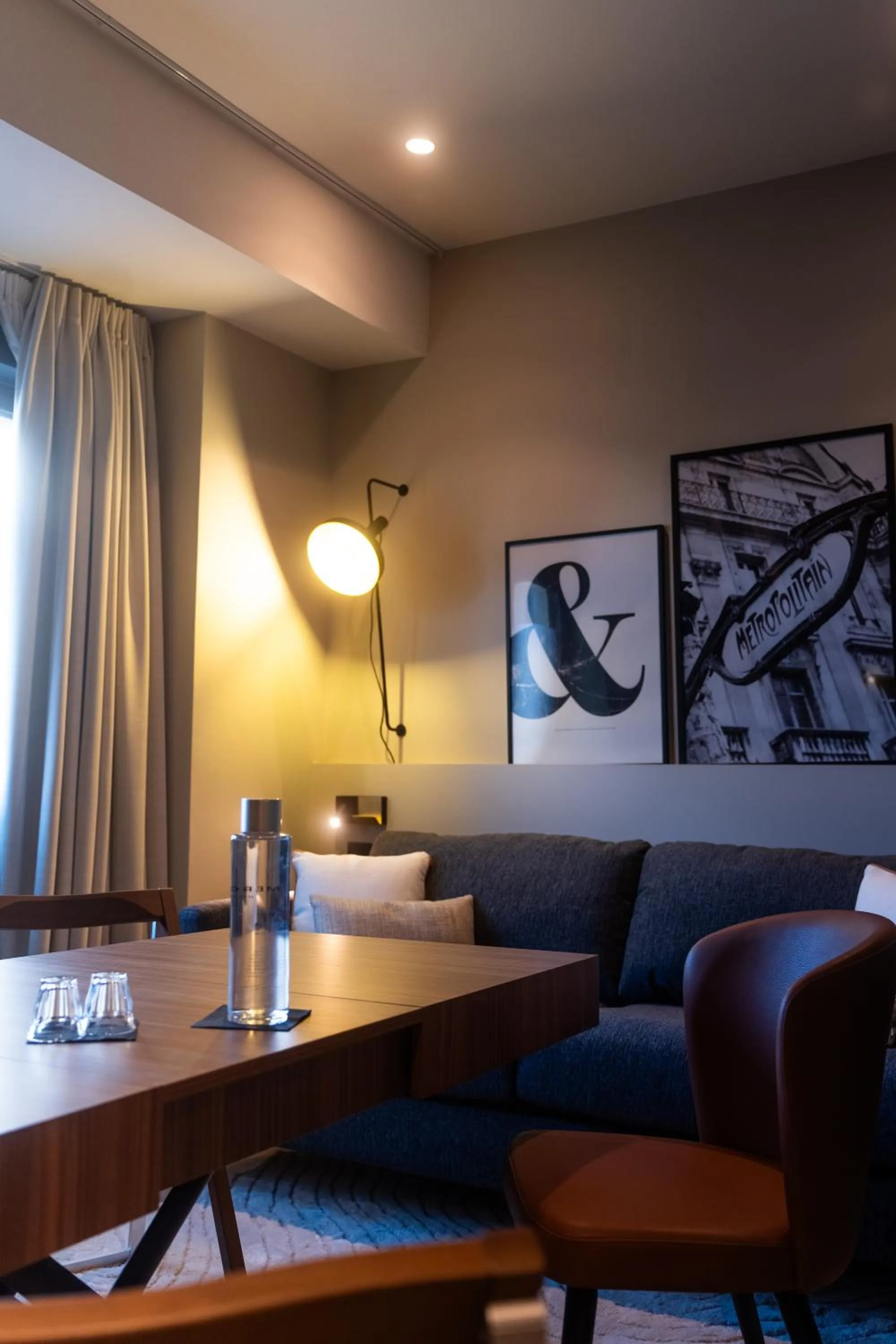 Living room in Mercure Paris Tour Eiffel Pont Mirabeau