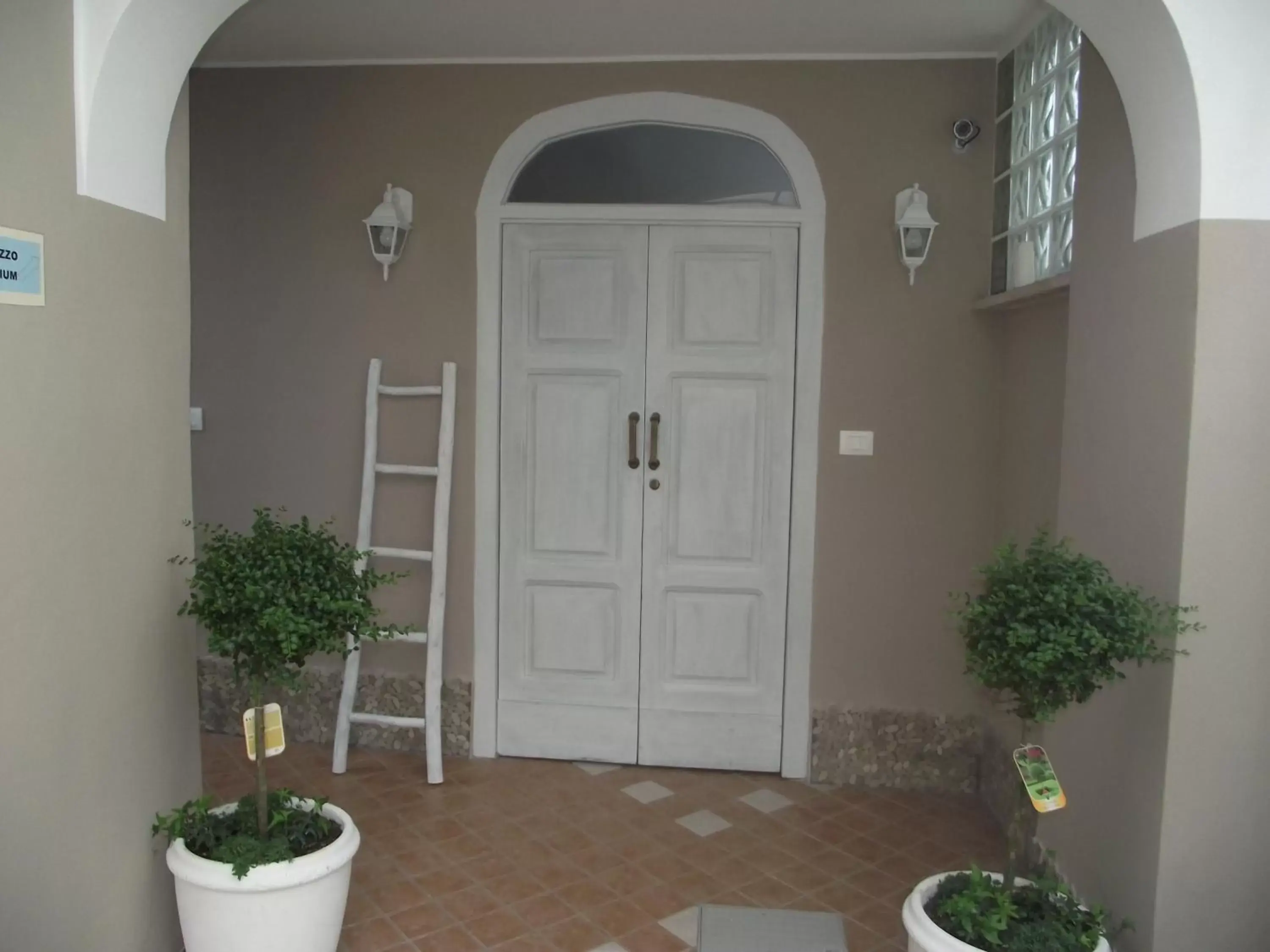 Facade/entrance in B&B Mediterranea Sea House