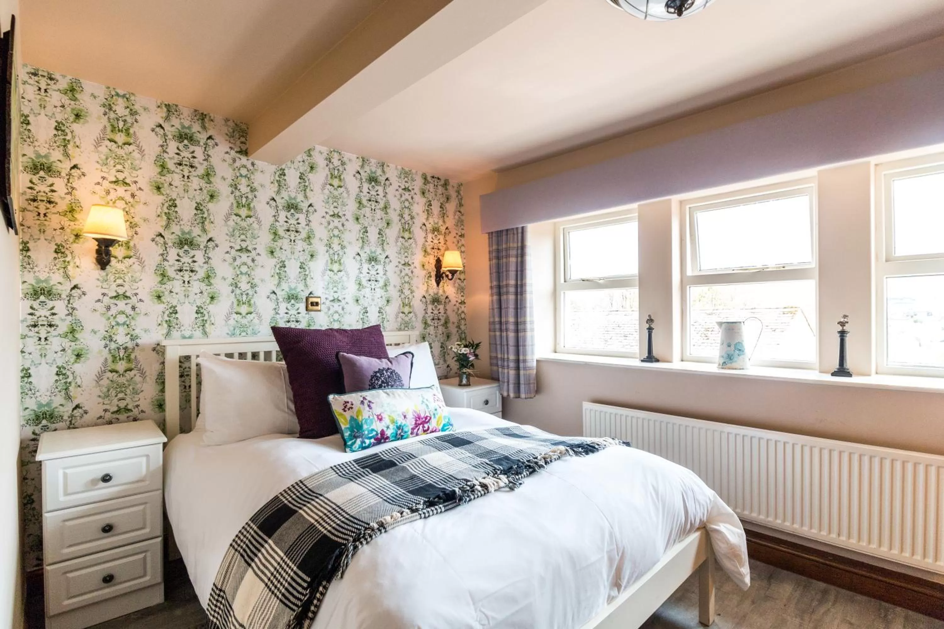 Bedroom, Bed in The Fleece Inn