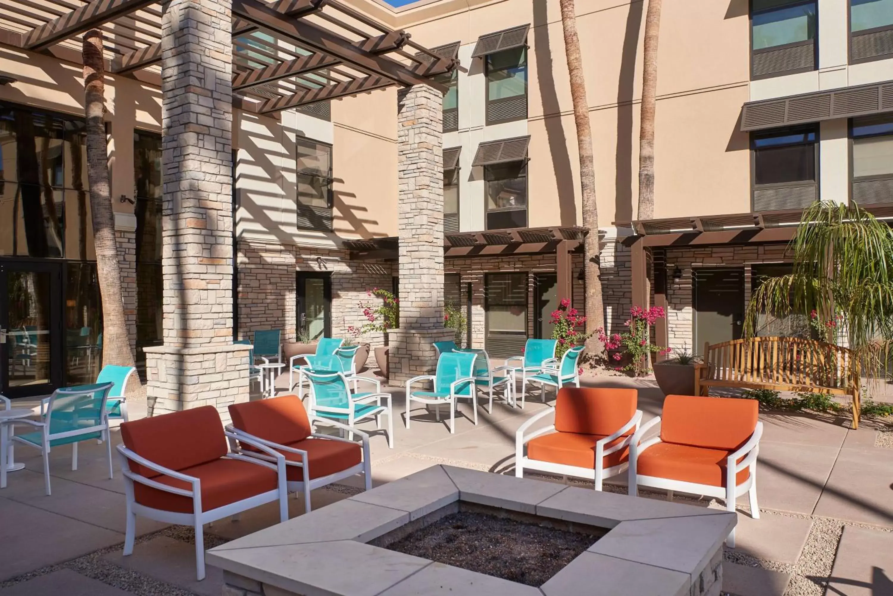Property building in Hampton Inn & Suites Scottsdale On Shea Blvd