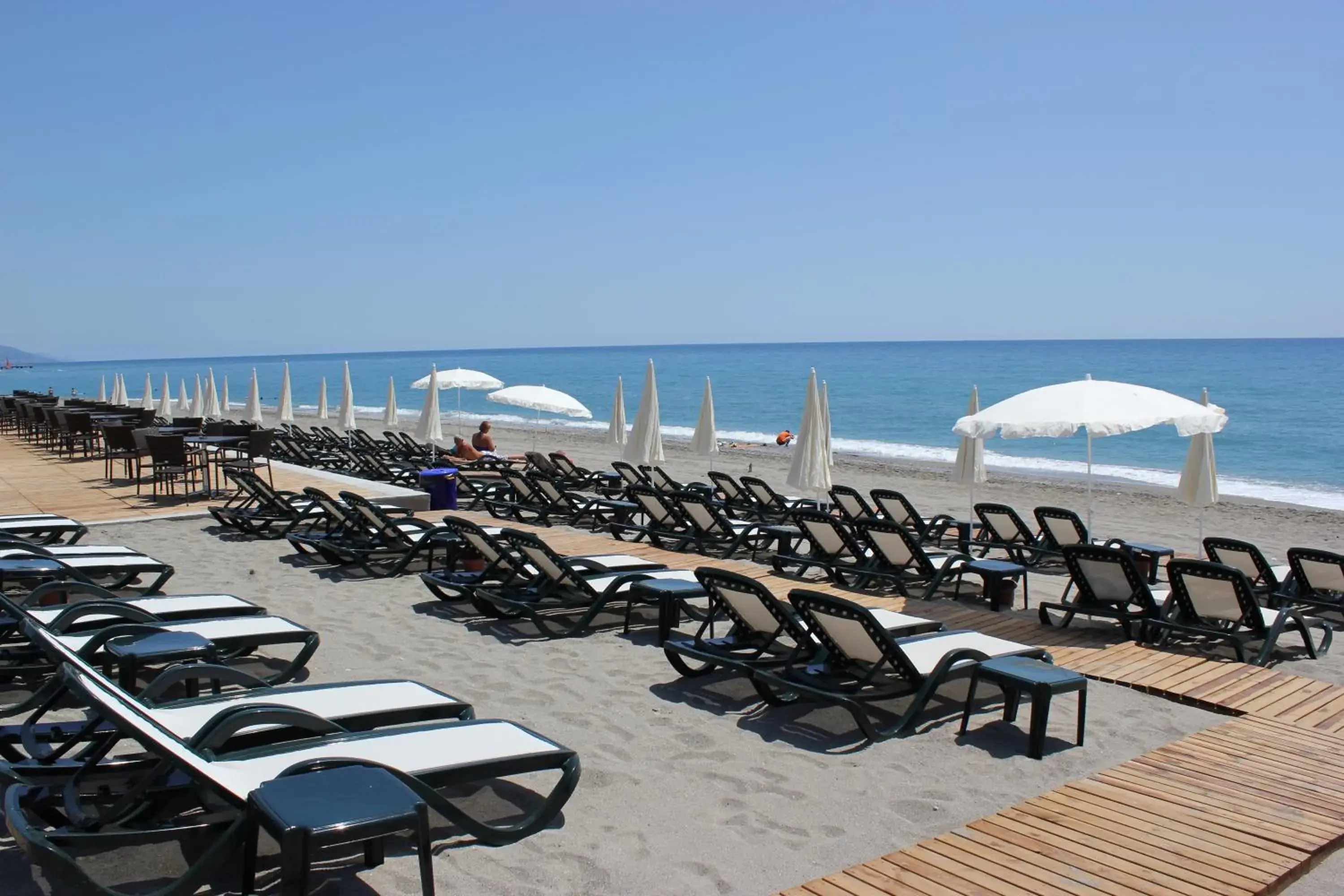 Balcony/Terrace, Beach in Hotel Diamond Hill Resort