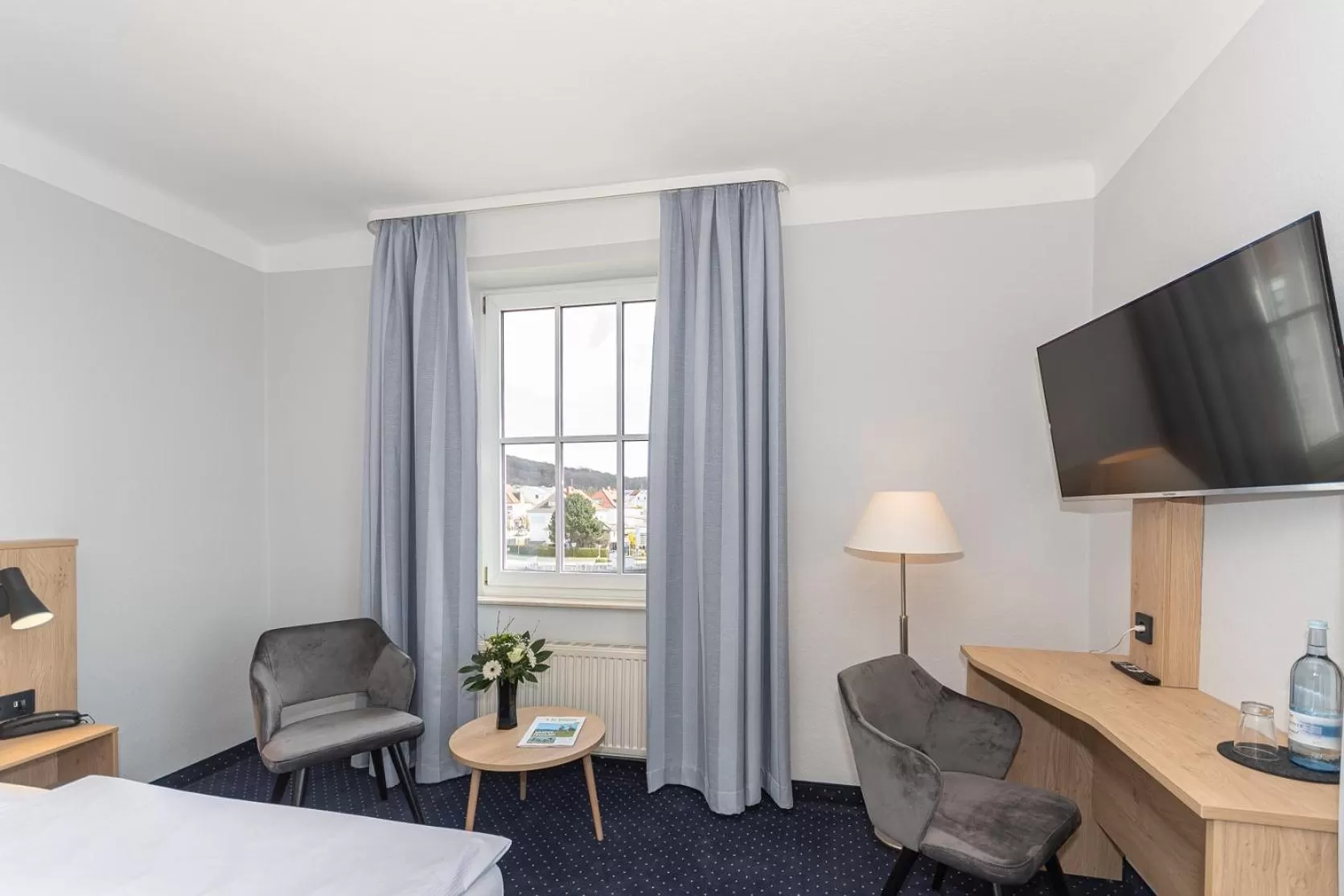 Photo of the whole room, Bed in Kurhotel Sassnitz