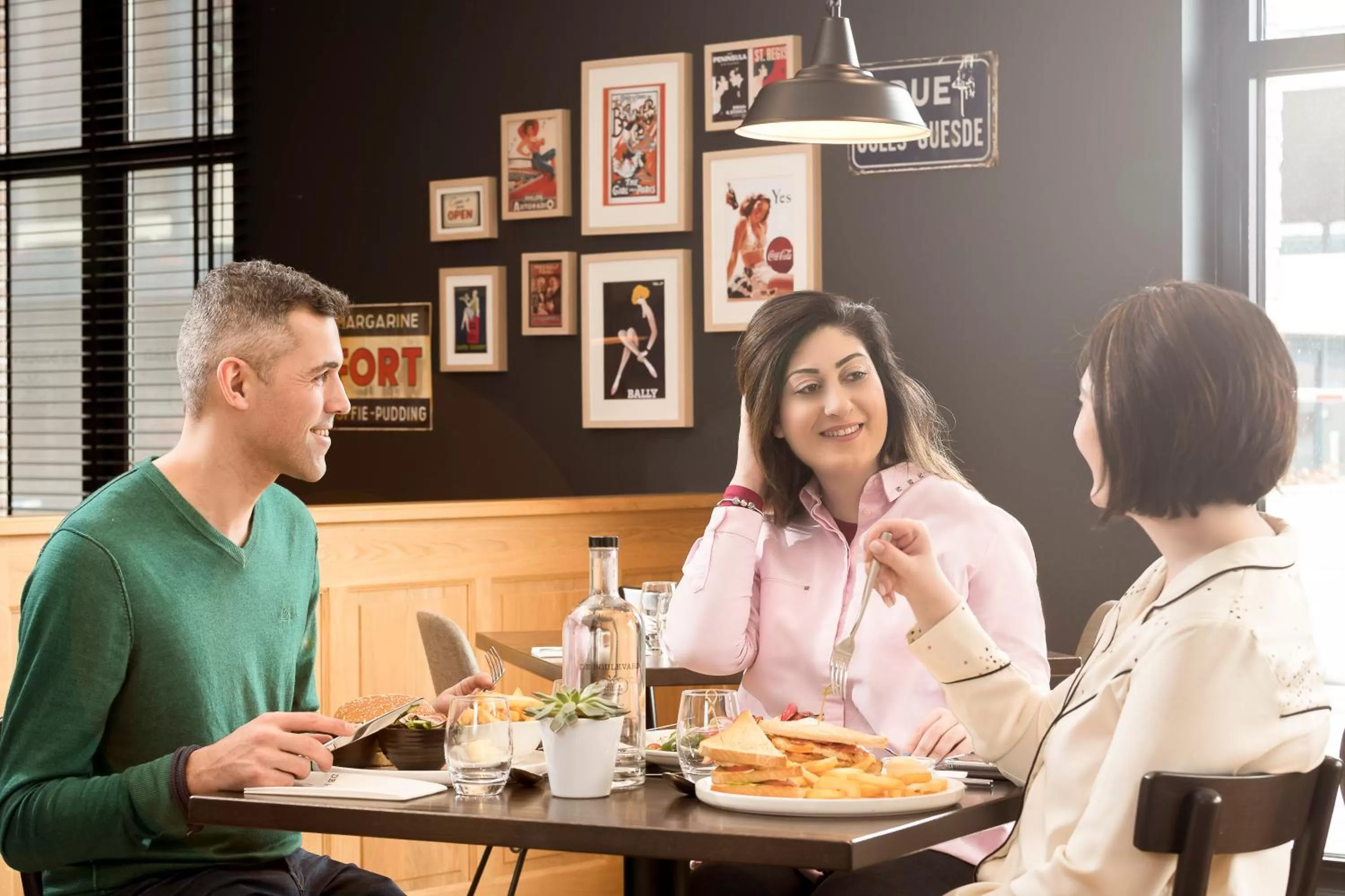 Restaurant/places to eat in Holiday Inn Hasselt by IHG