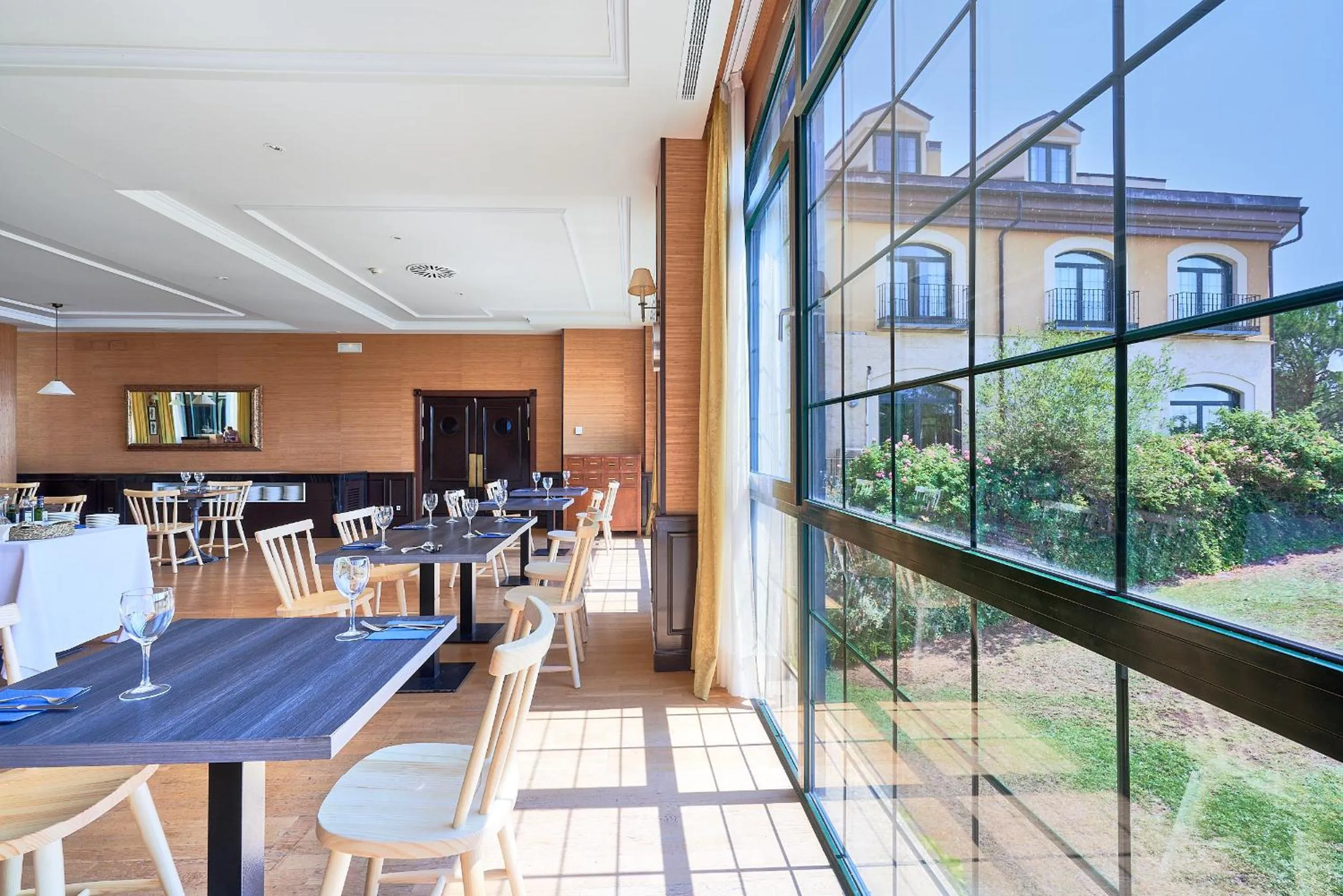 Restaurant/places to eat in Hotel Fontecruz Ávila