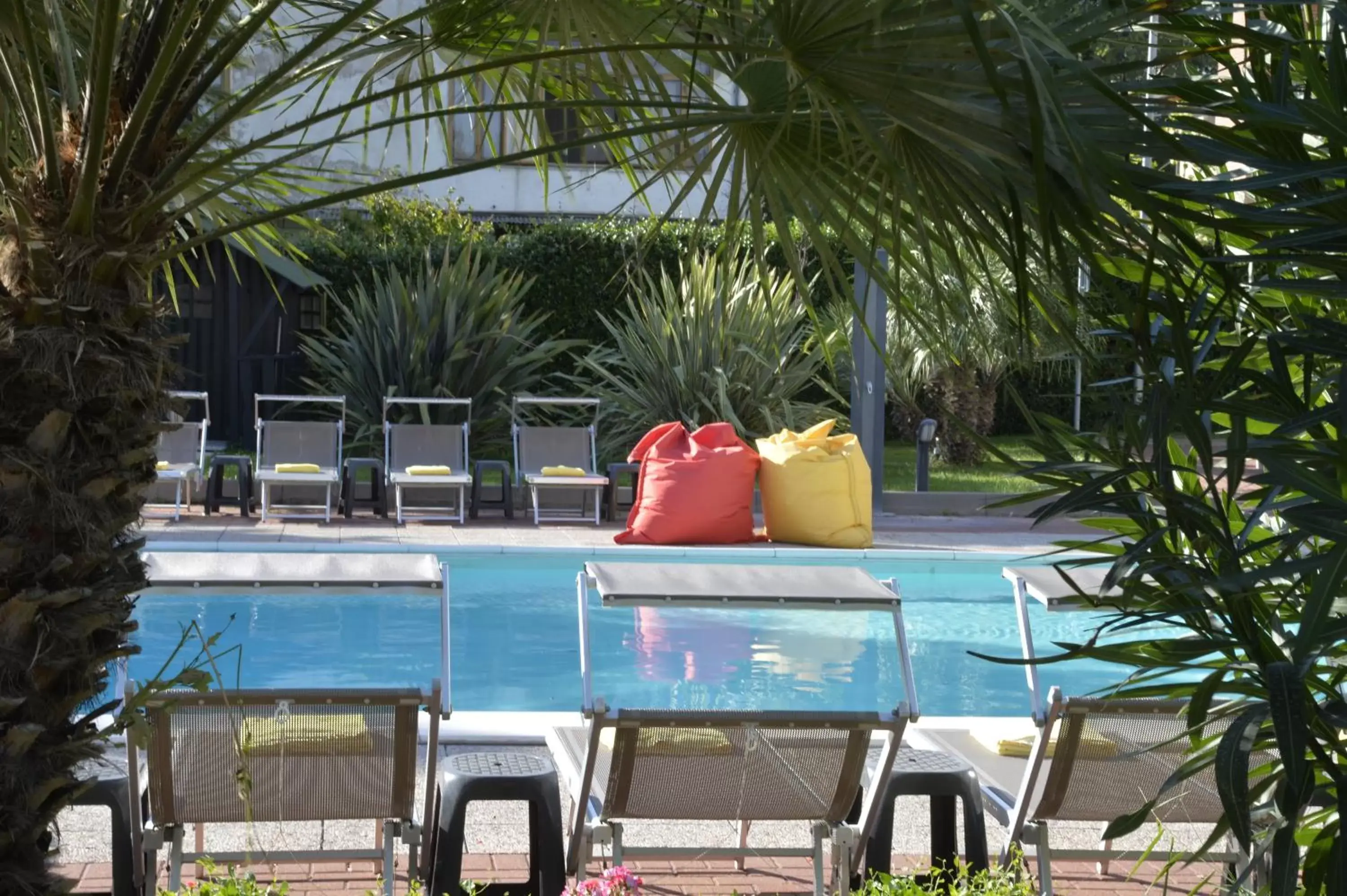 Garden, Swimming Pool in Best Western Plus Soave Hotel