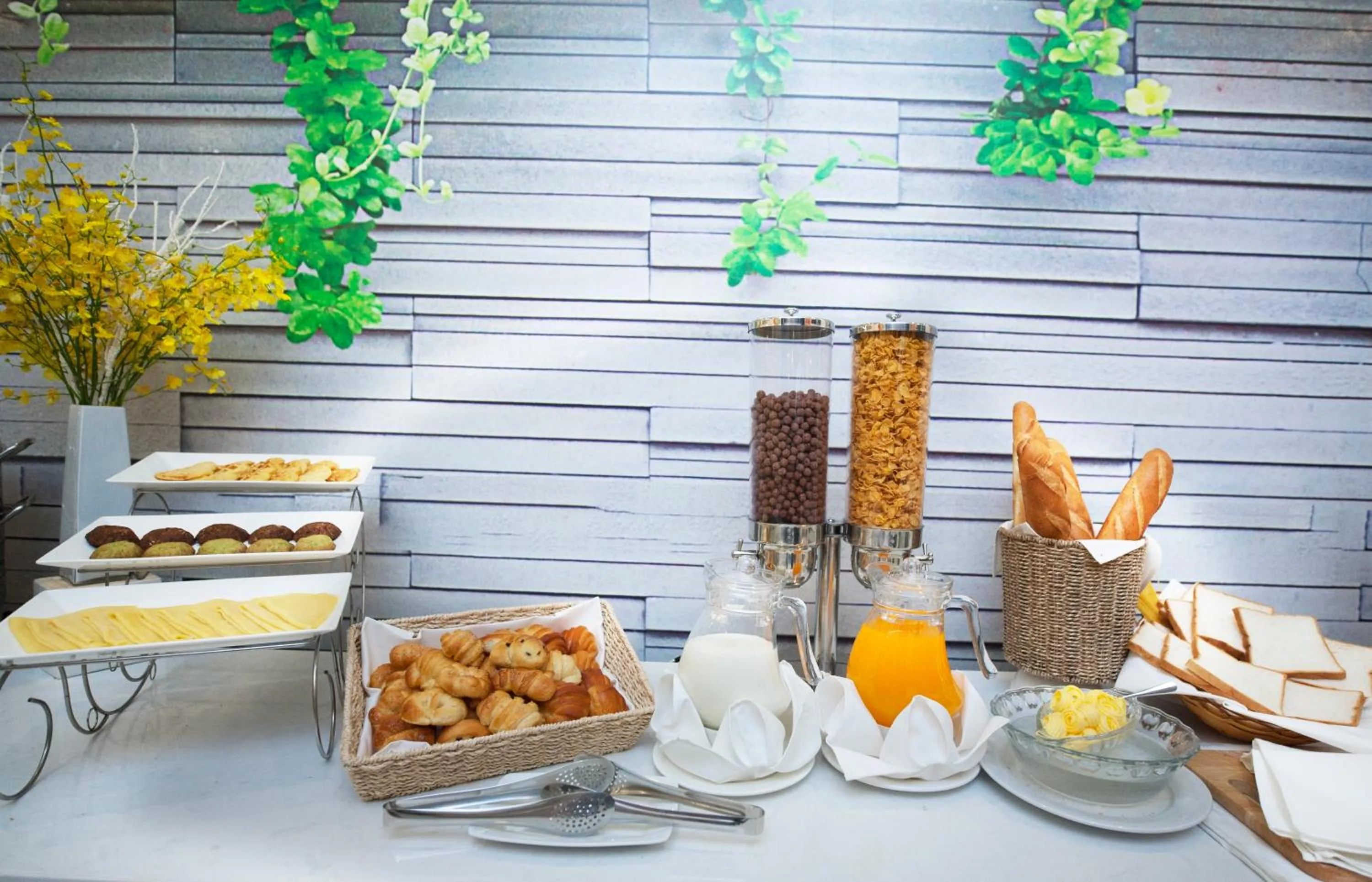 Buffet breakfast in Sunrise Central Hotel