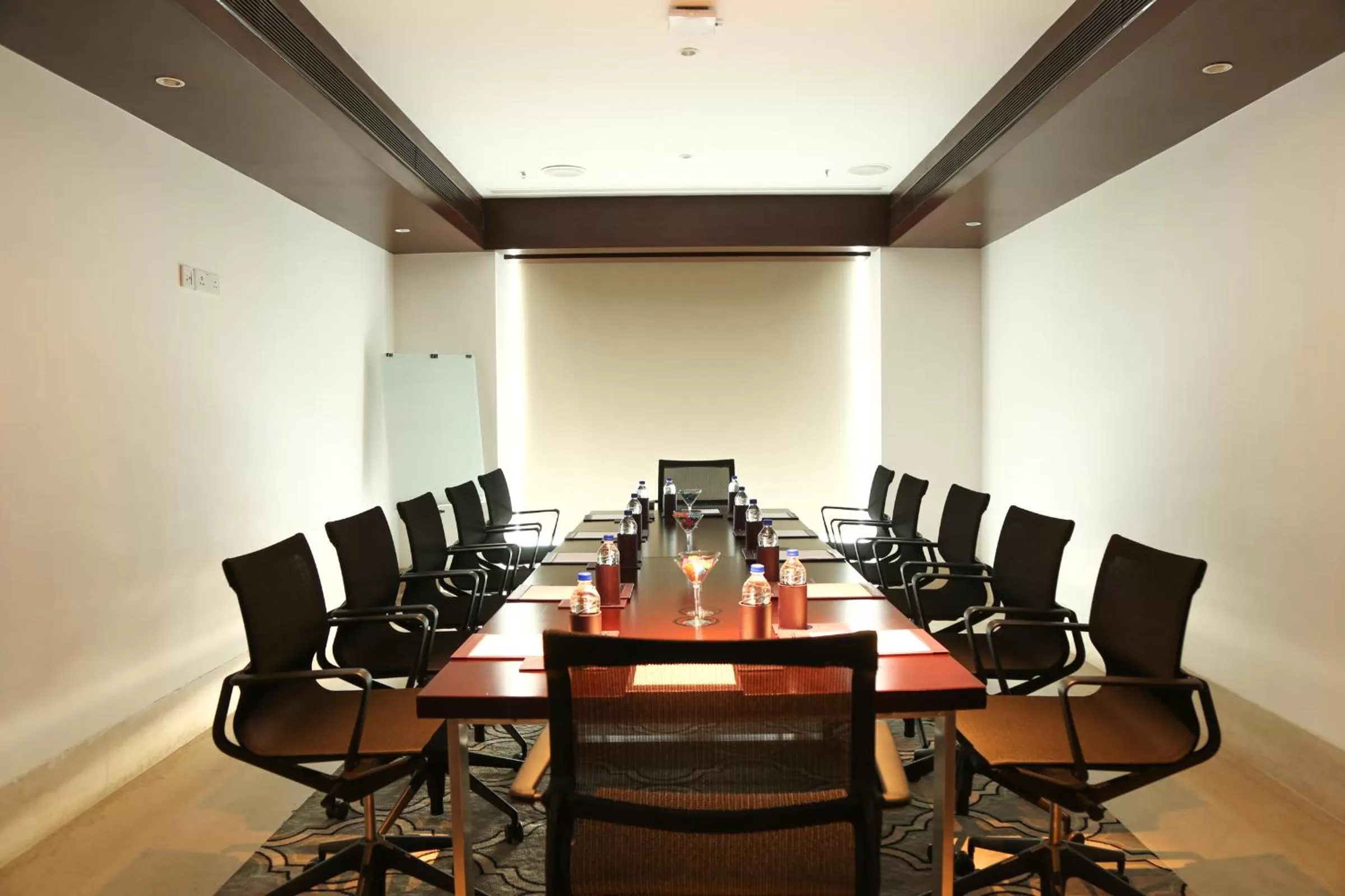 Business facilities in Mercure Hyderabad KCP Banjara Hills, An Accor Hotel