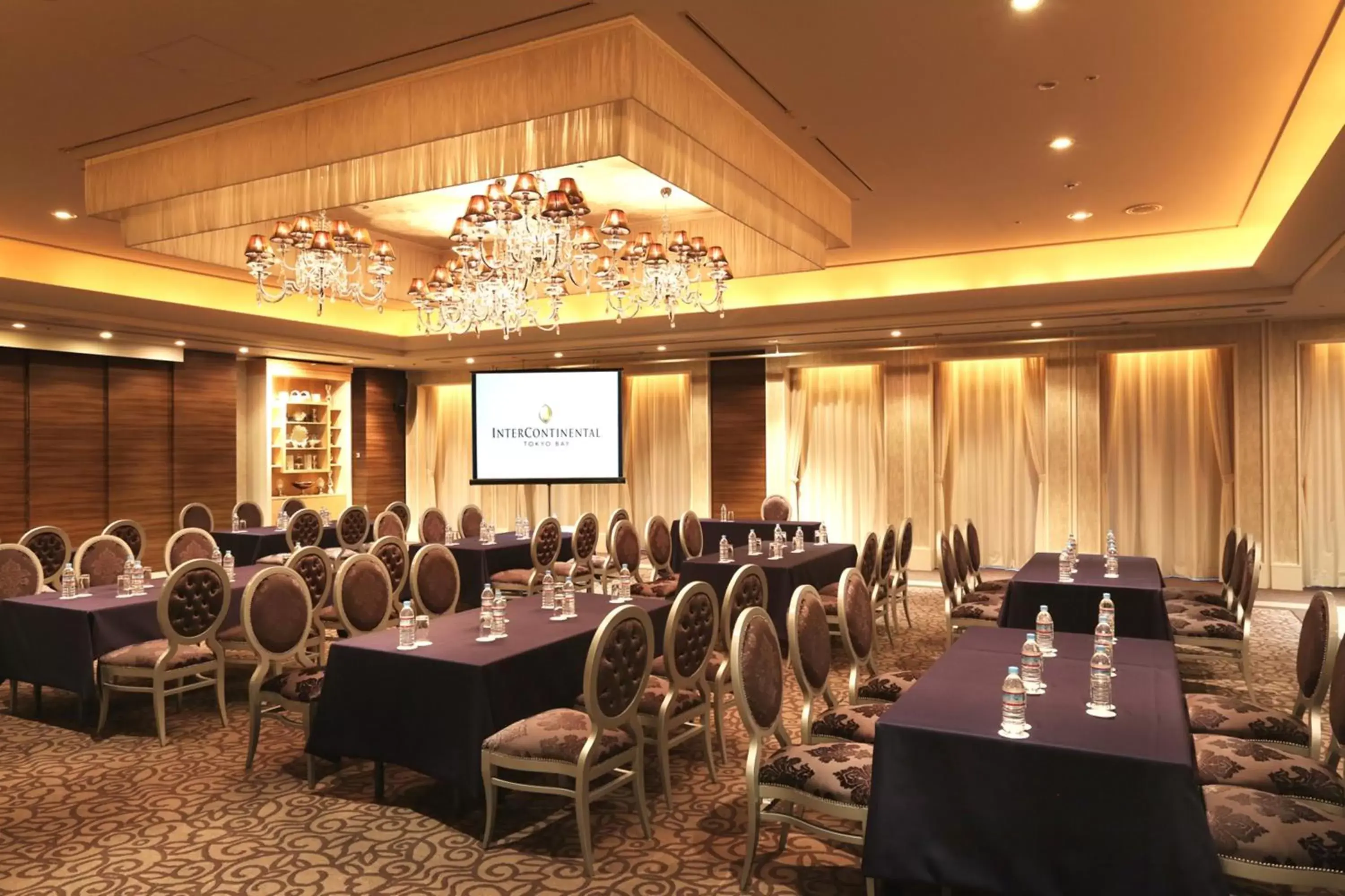 Meeting/conference room in InterContinental Tokyo Bay