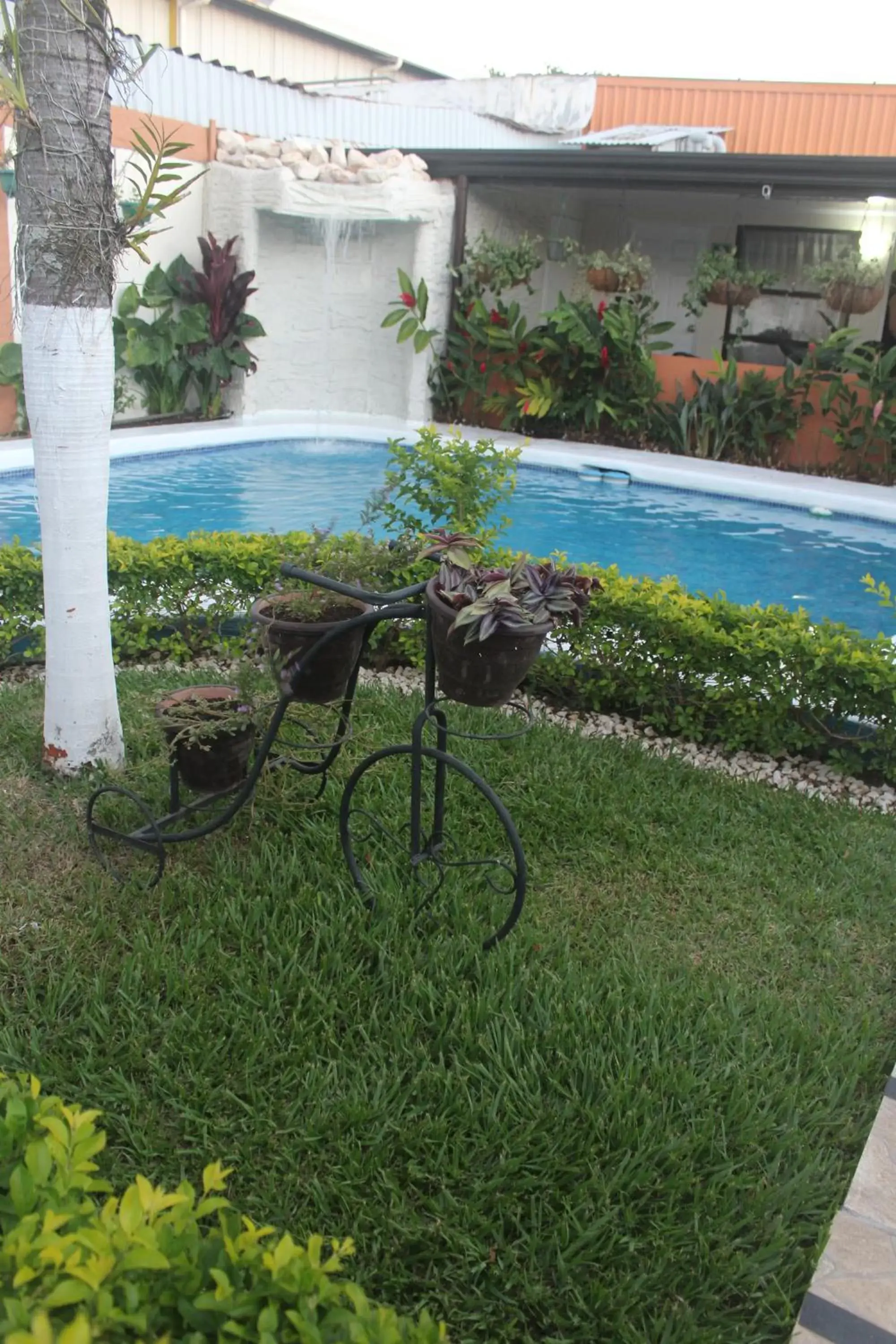 Garden in Berlor Airport Inn