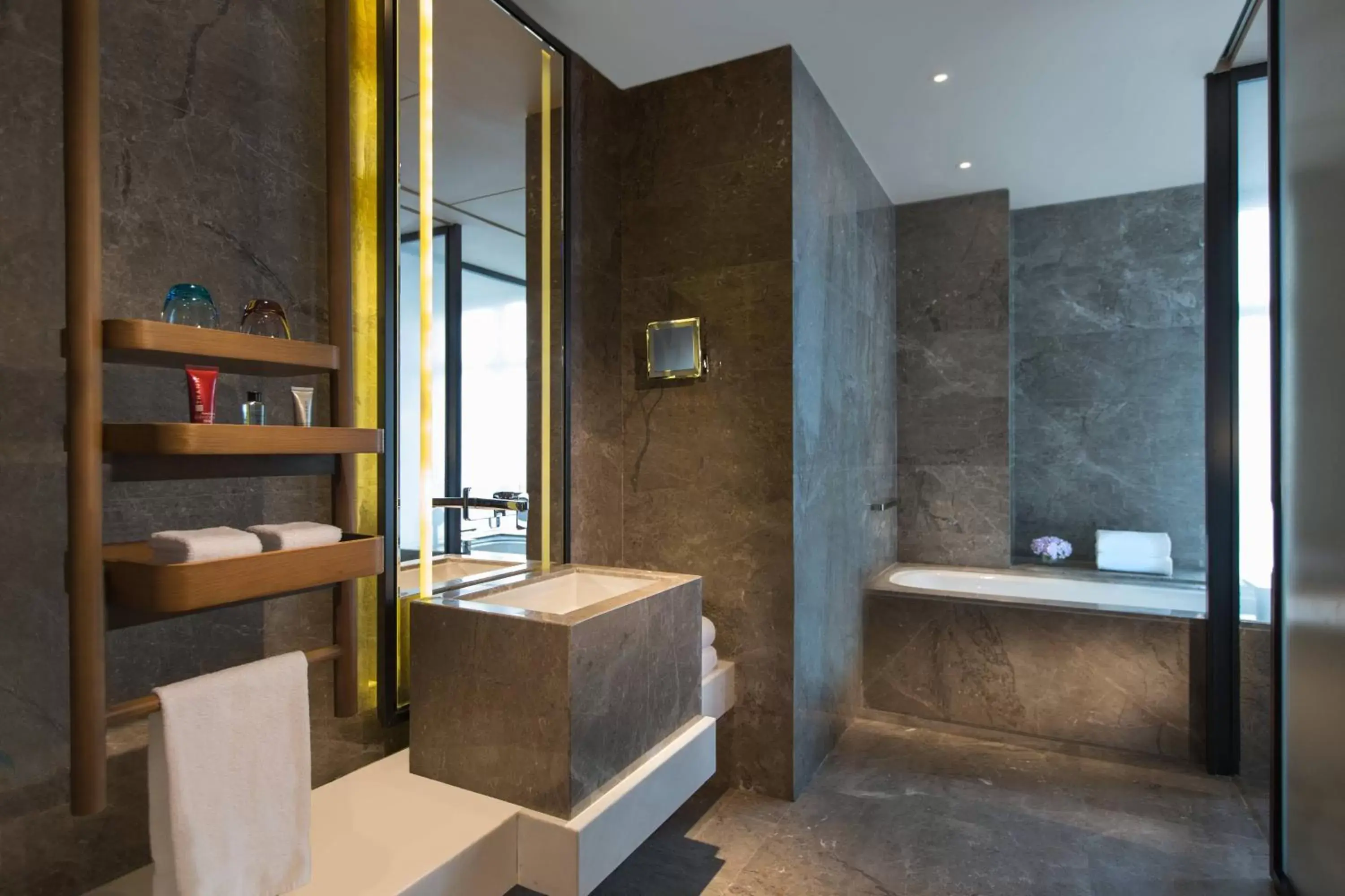 Bathroom in Chongqing Marriott Hotel