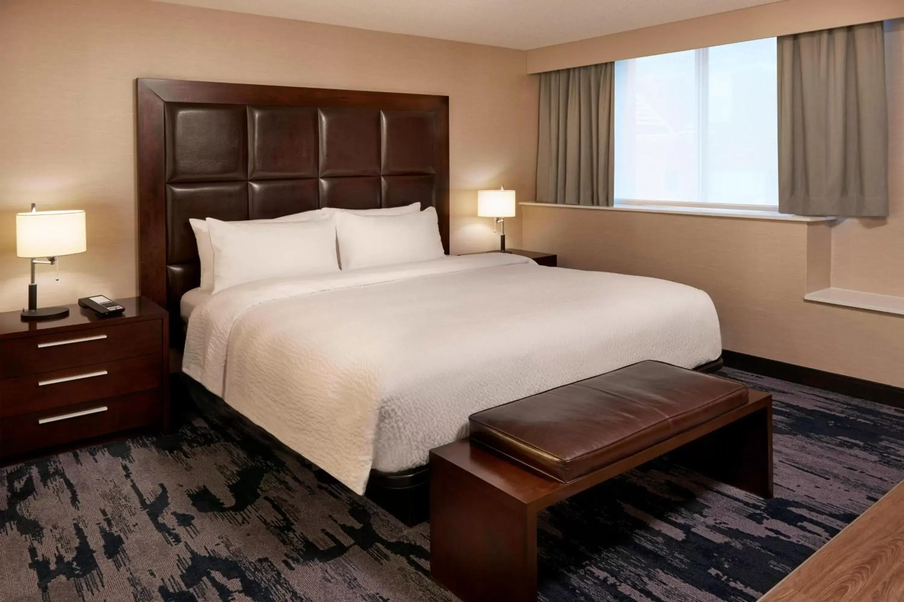 Bedroom, Bed in Fairfield Inn by Marriott Montreal Downtown