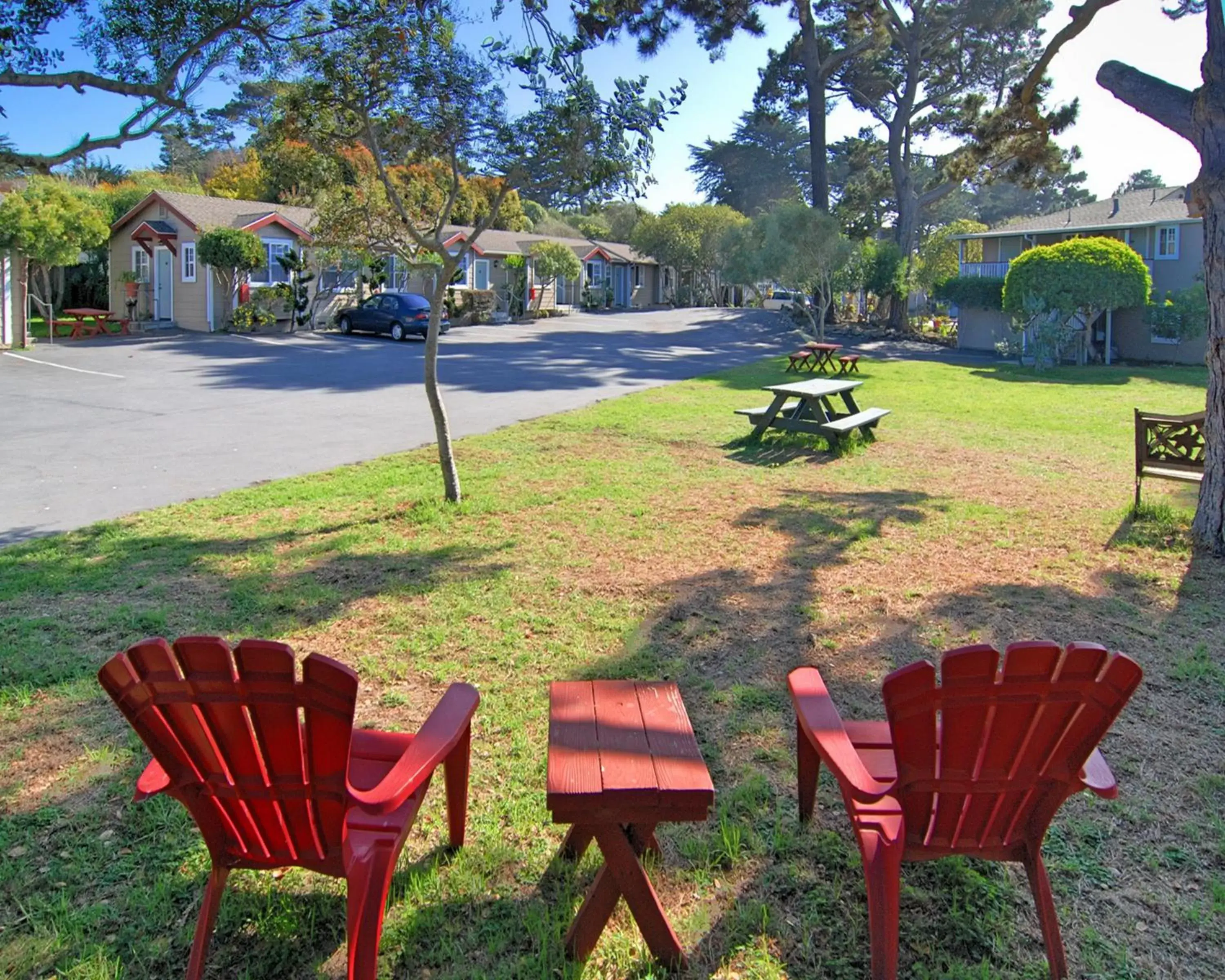 Area and facilities, Garden in Bide-A-Wee Inn and Cottages