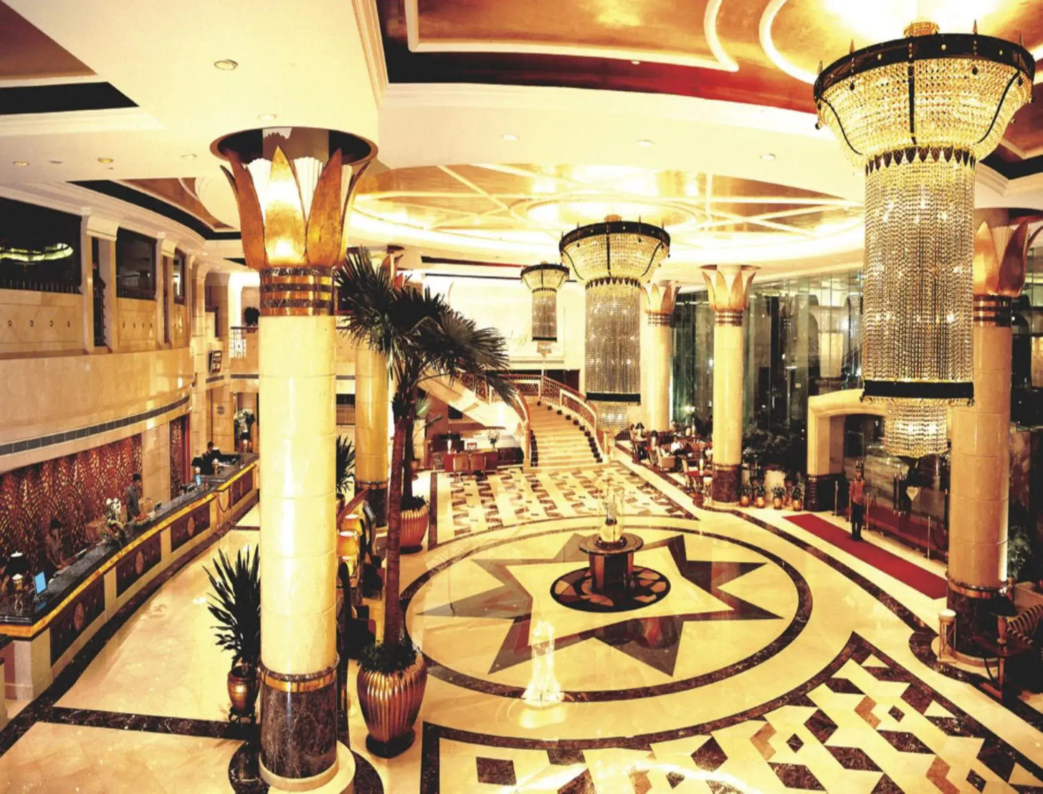 Lobby or reception, Restaurant/Places to Eat in Regal Palace Hotel