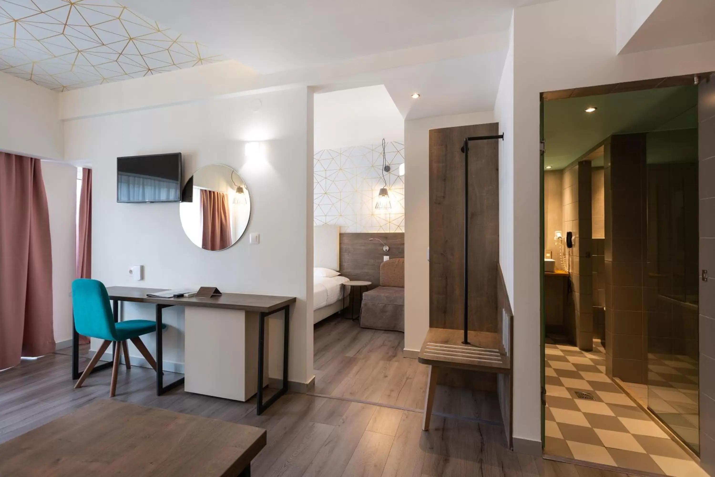 Photo of the whole room in Metropolitan Photo of the whole room in Metropolitan