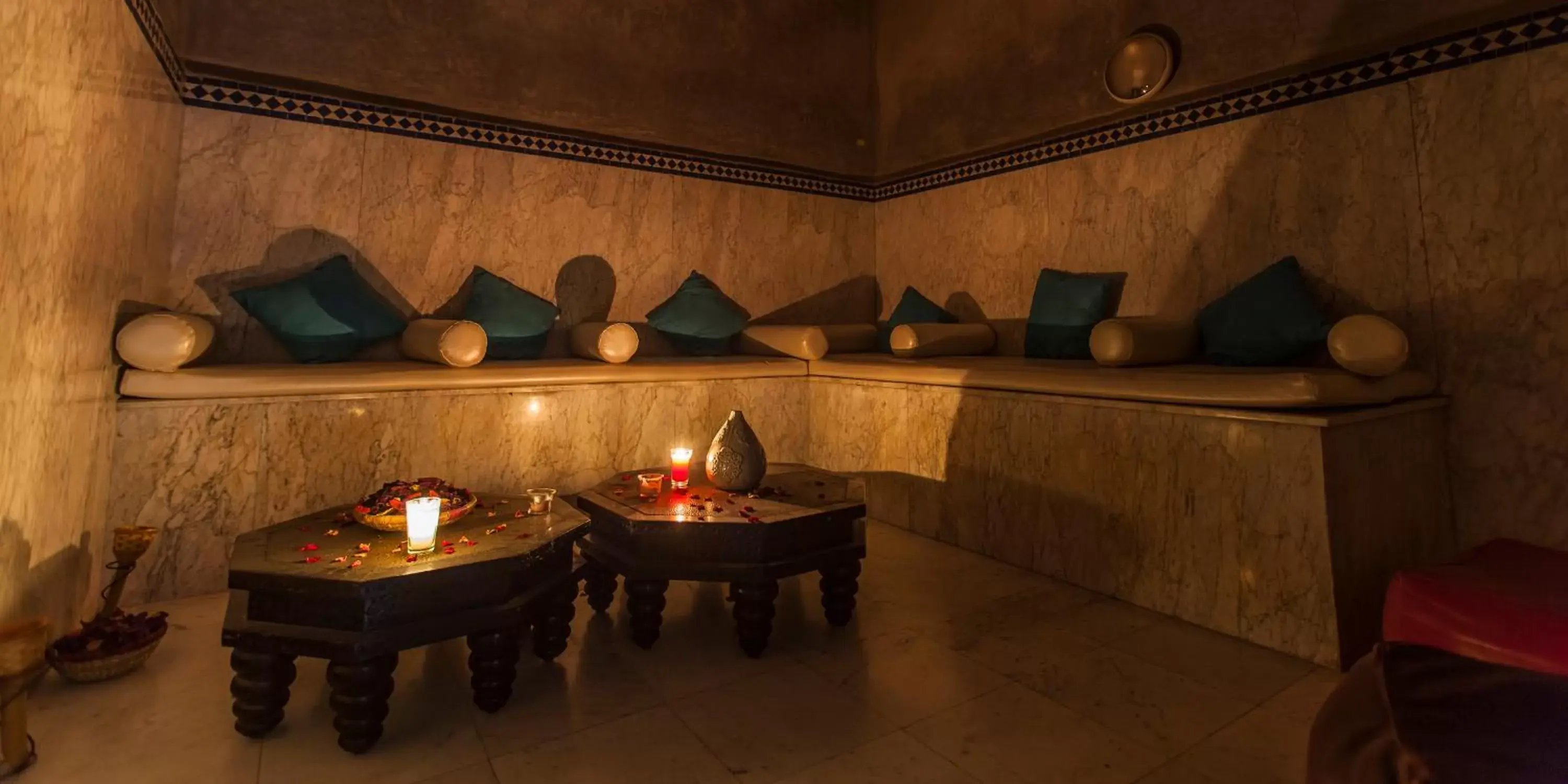 Spa and wellness centre/facilities in Oasis Hotel & Spa