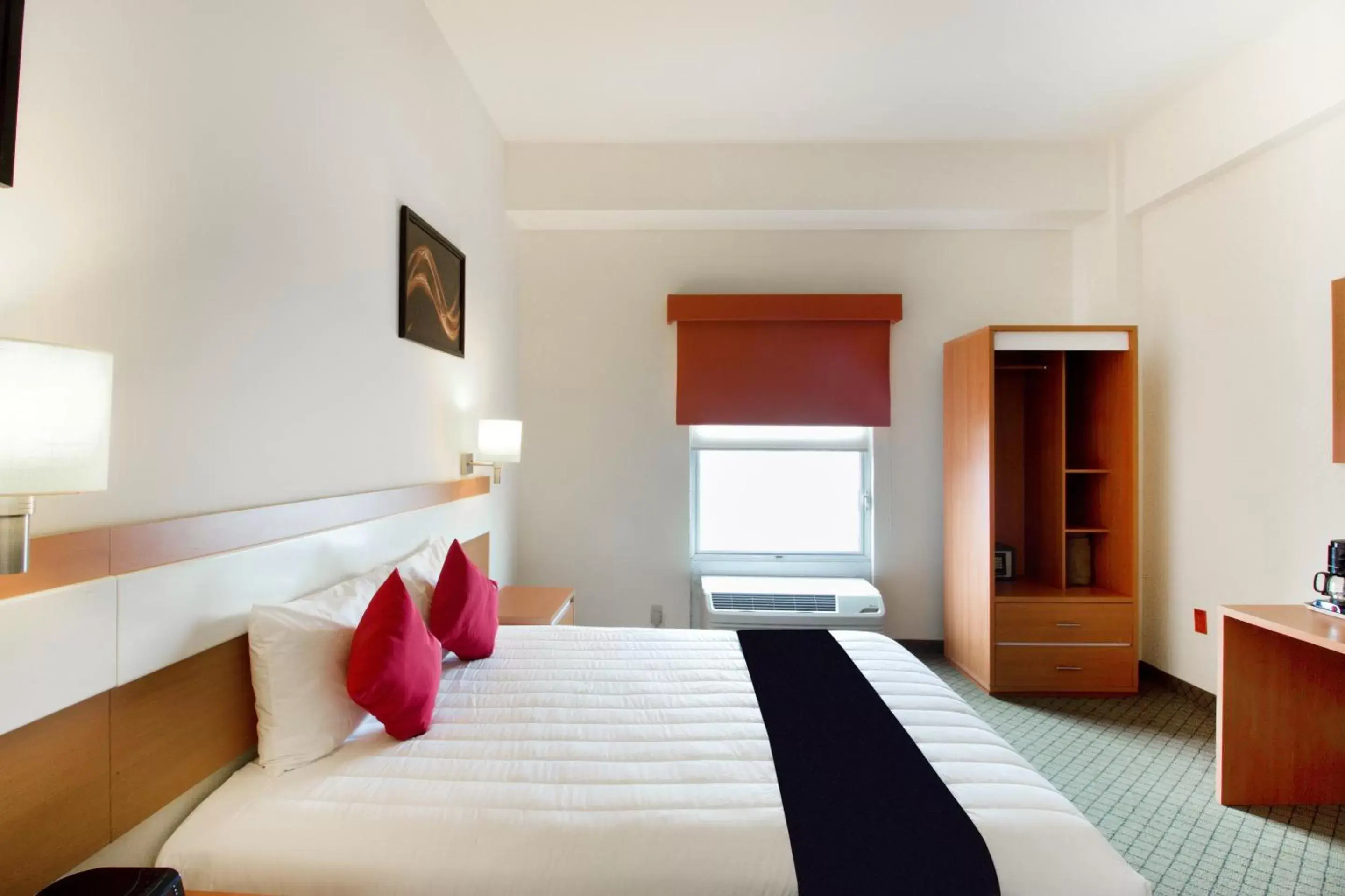 Bedroom, Bed in Capital O Hotel Herederos, Piedras Negras