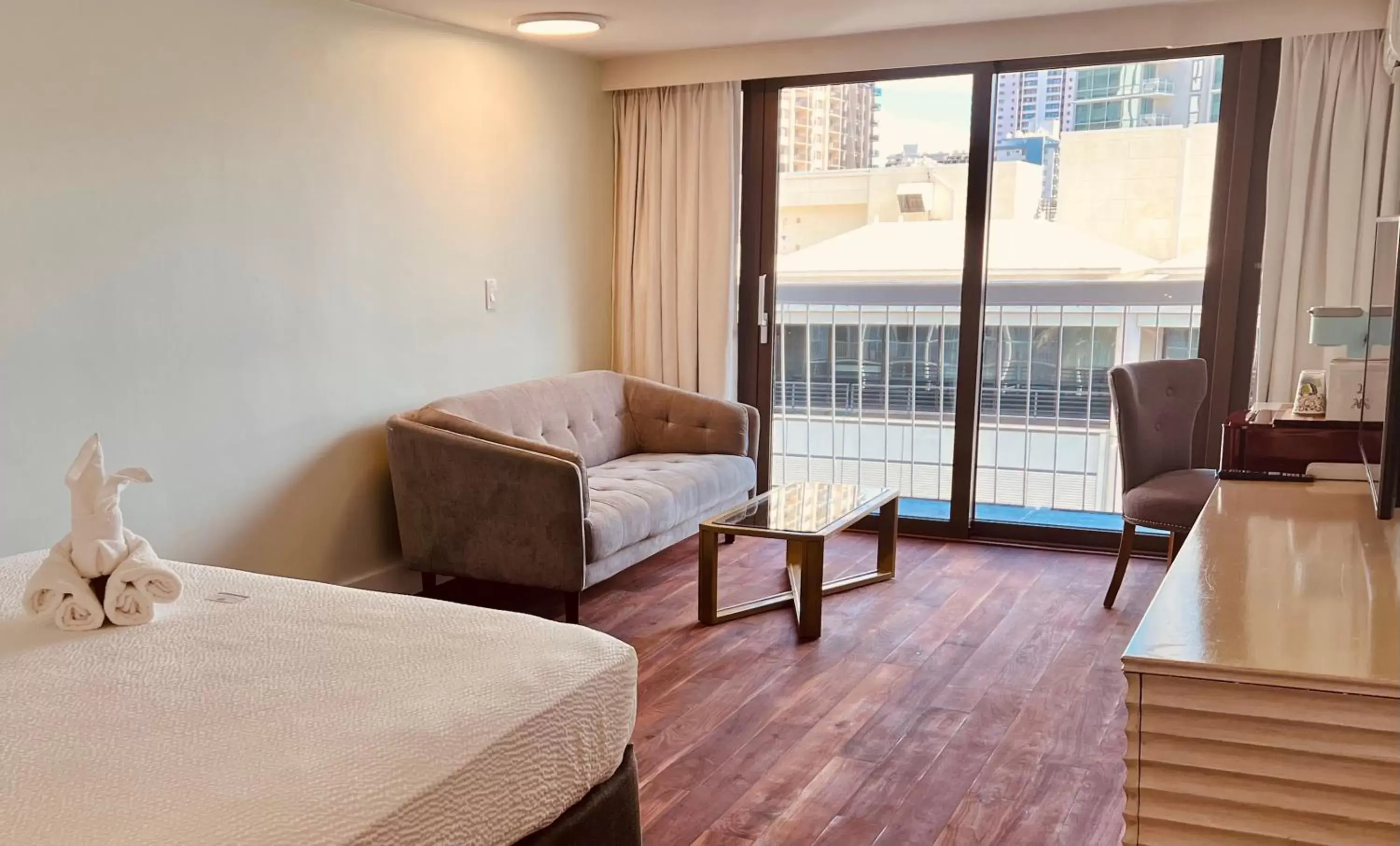 Bedroom, Seating Area in Hotel La Croix