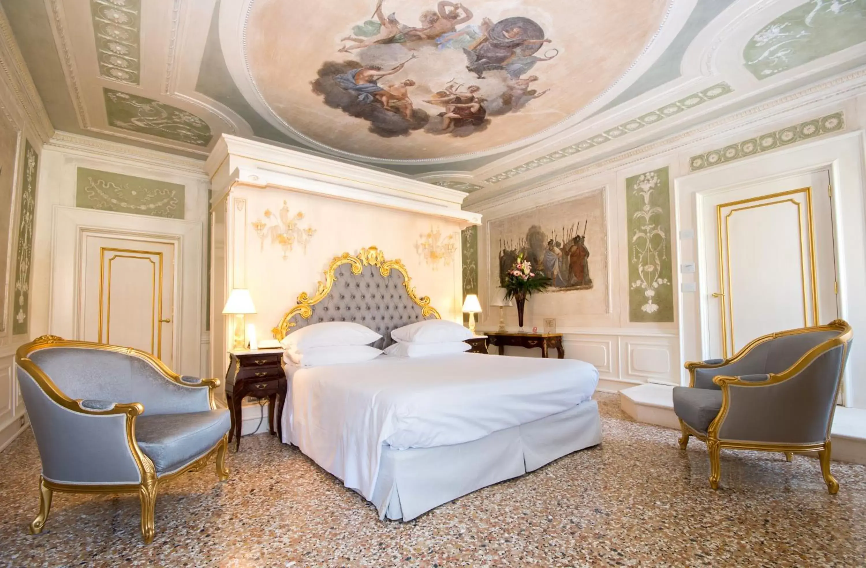 Bedroom, Bed in Ca' Bonfadini Historic Experience