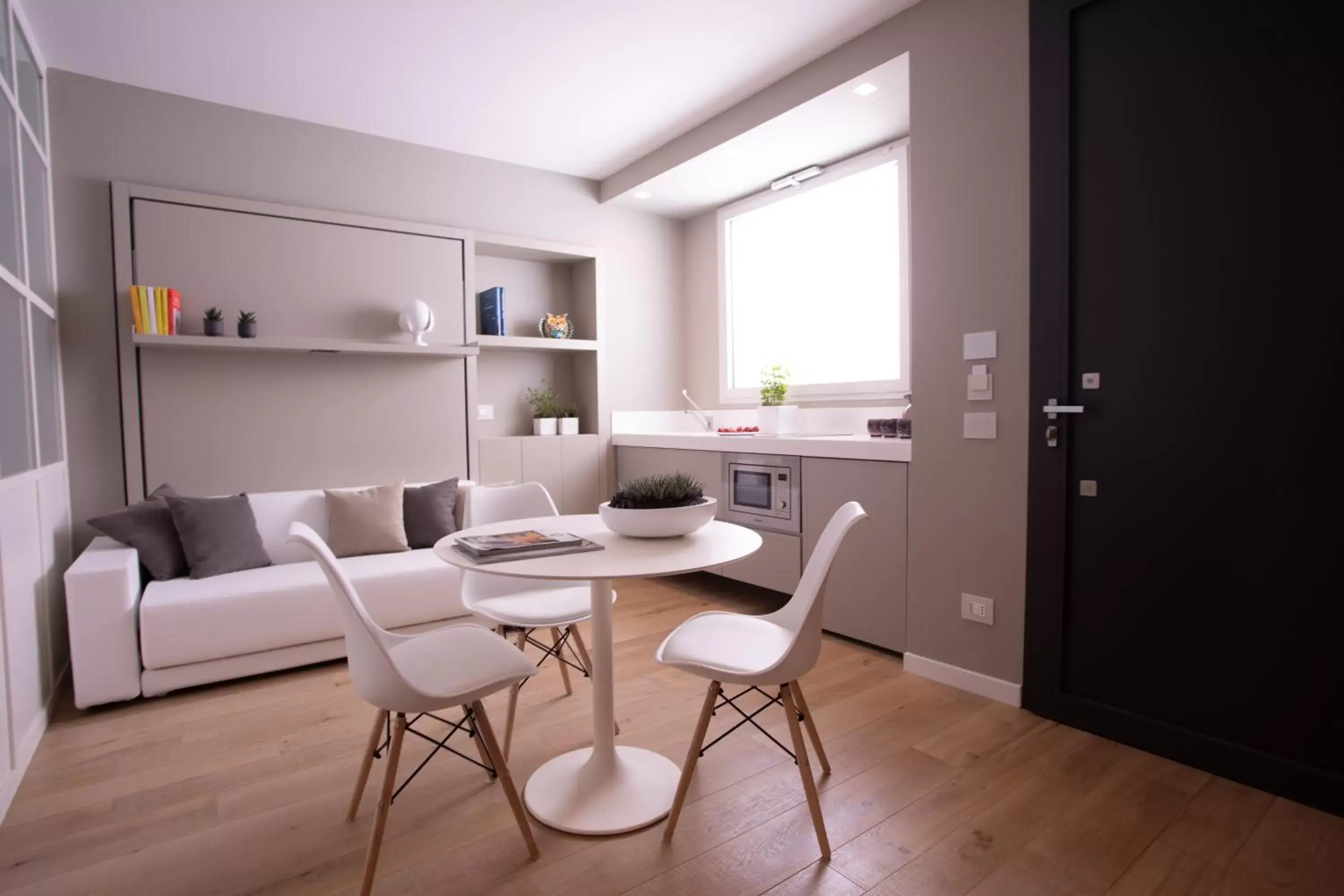 Kitchen or kitchenette, Dining Area in Callistos Hotel & Spa