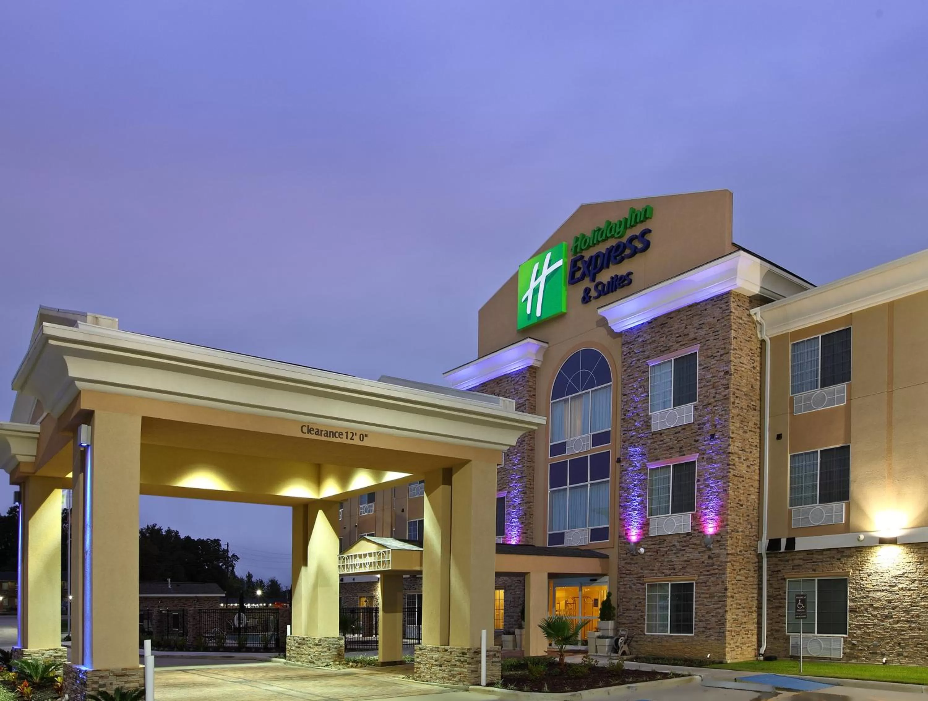 Property building in Holiday Inn Express Hotel & Suites Carthage by IHG