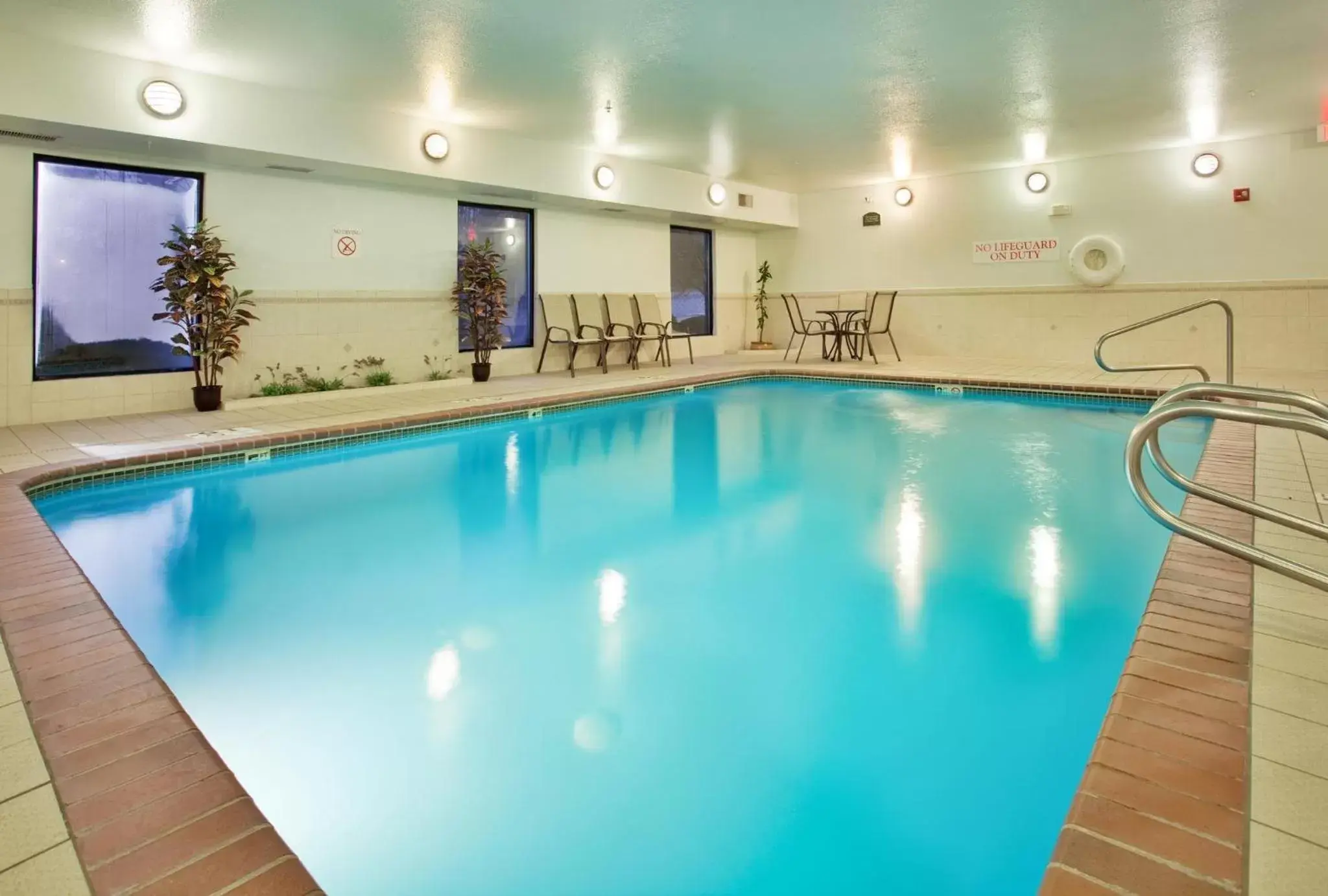 Swimming Pool in Holiday Inn Express & Suites Lansing-Leavenworth, an IHG Hotel