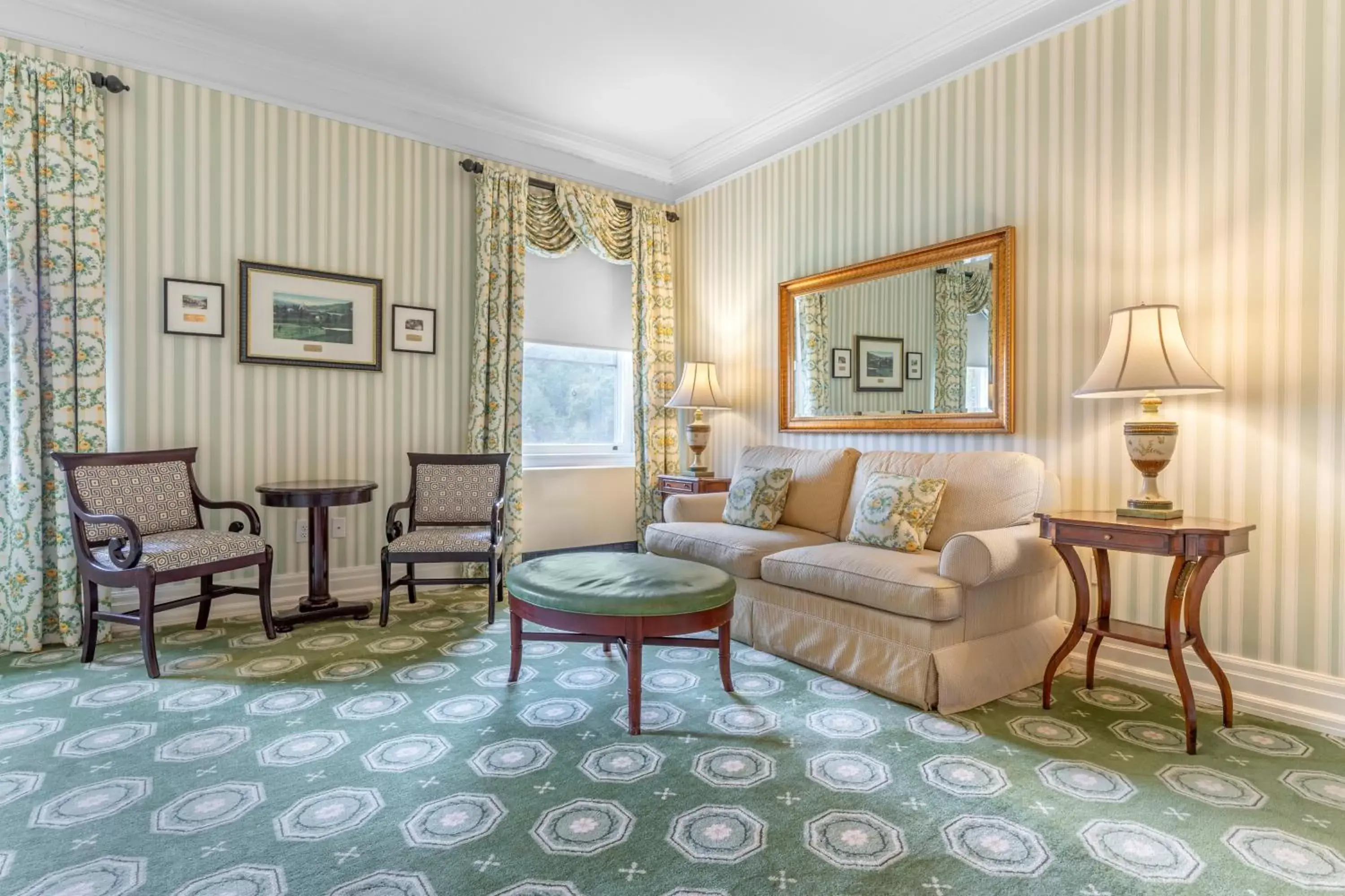 Bedroom, Seating Area in The Omni Homestead Resort